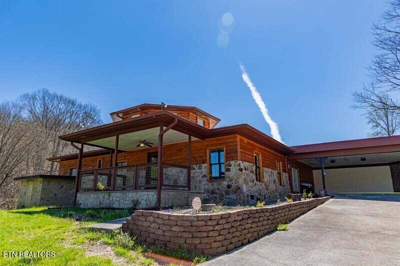 Seymour, TN 37865,565 Sugar Loaf Rd
