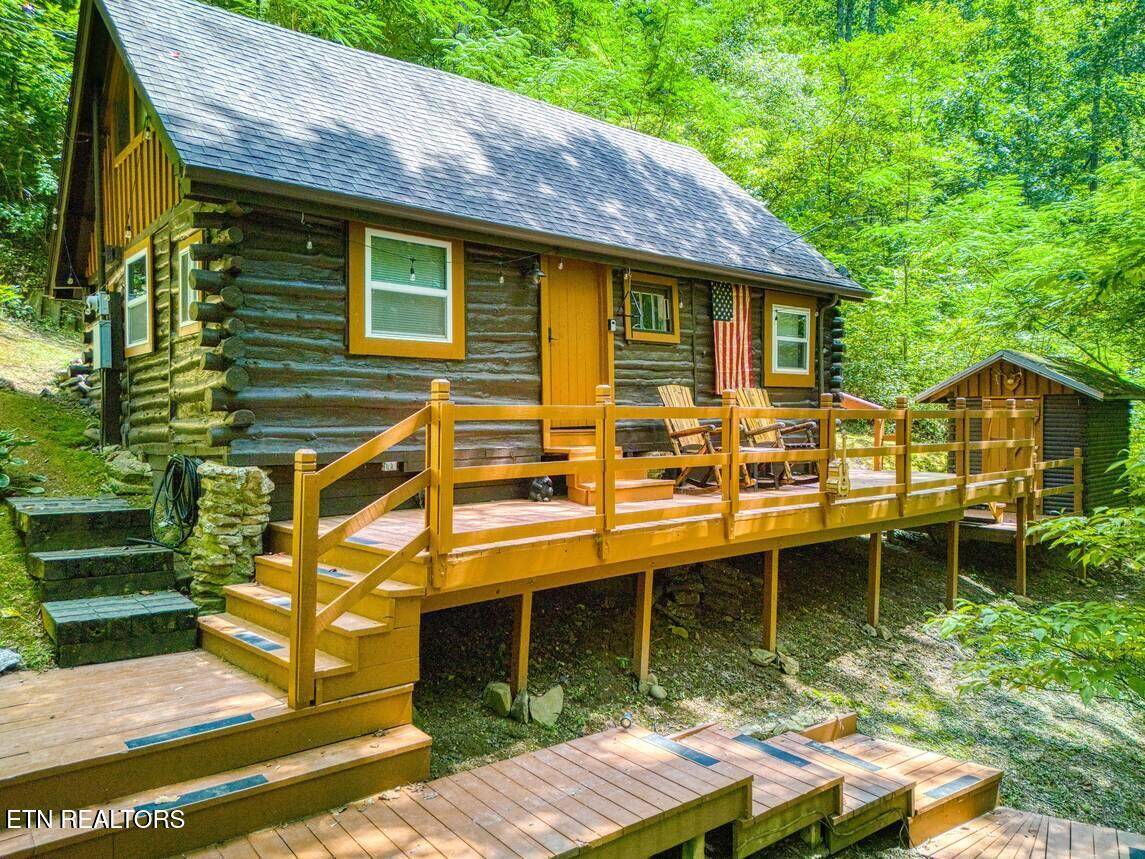 Sevierville, TN 37862,1878 Little Cove Rd
