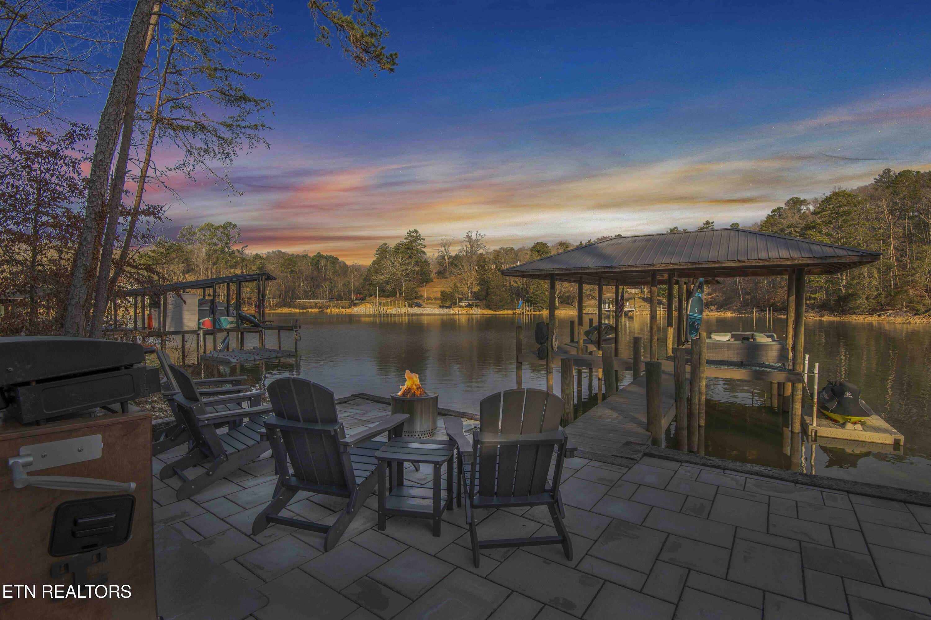 Lenoir City, TN 37772,3552 Lakeland DR