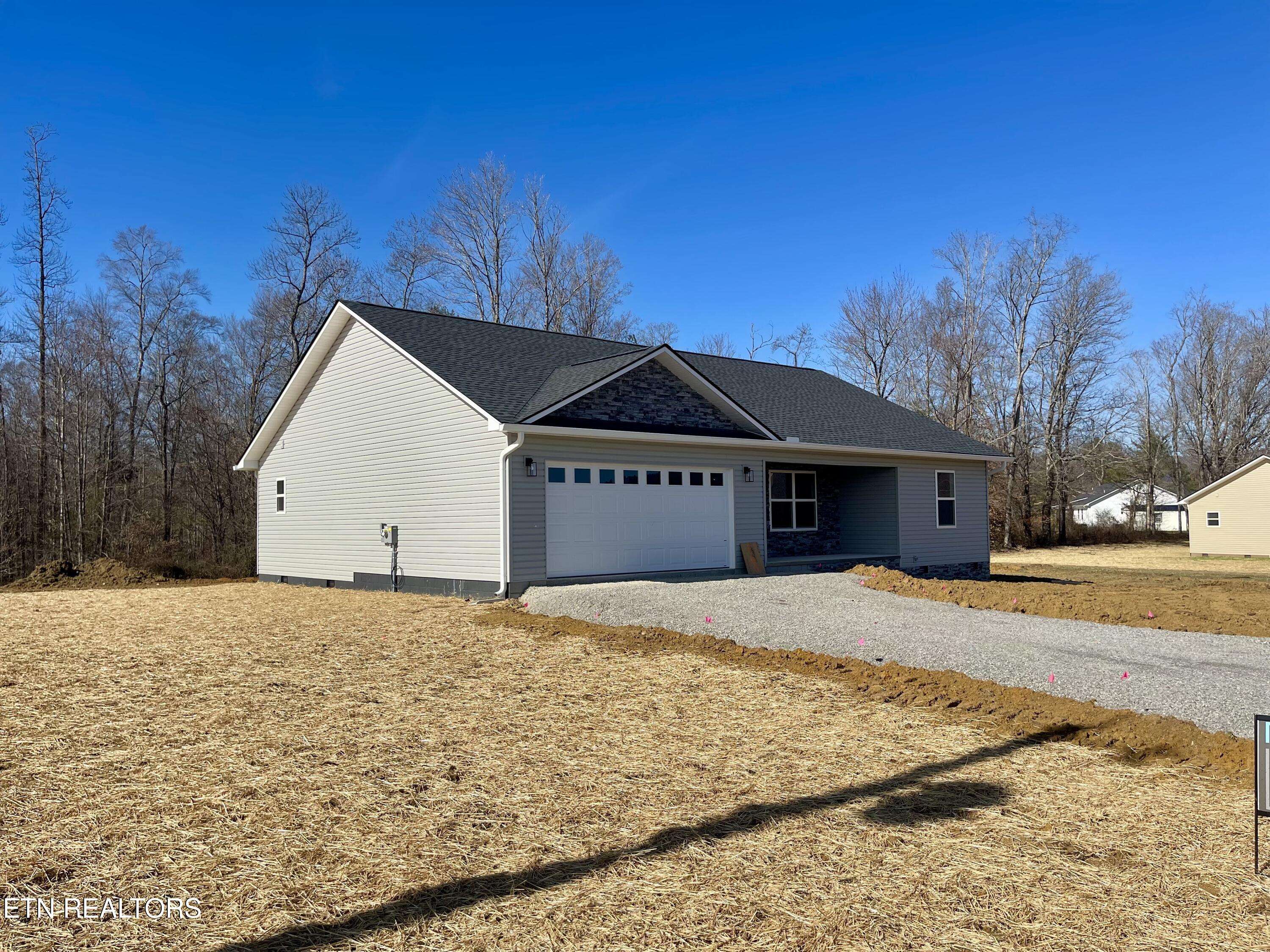 Oliver Springs, TN 37840,160 Meadow DR