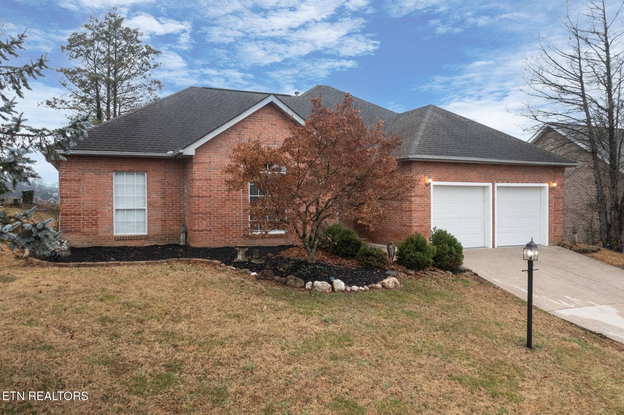 Maryville, TN 37801,1053 Saint Johns DR
