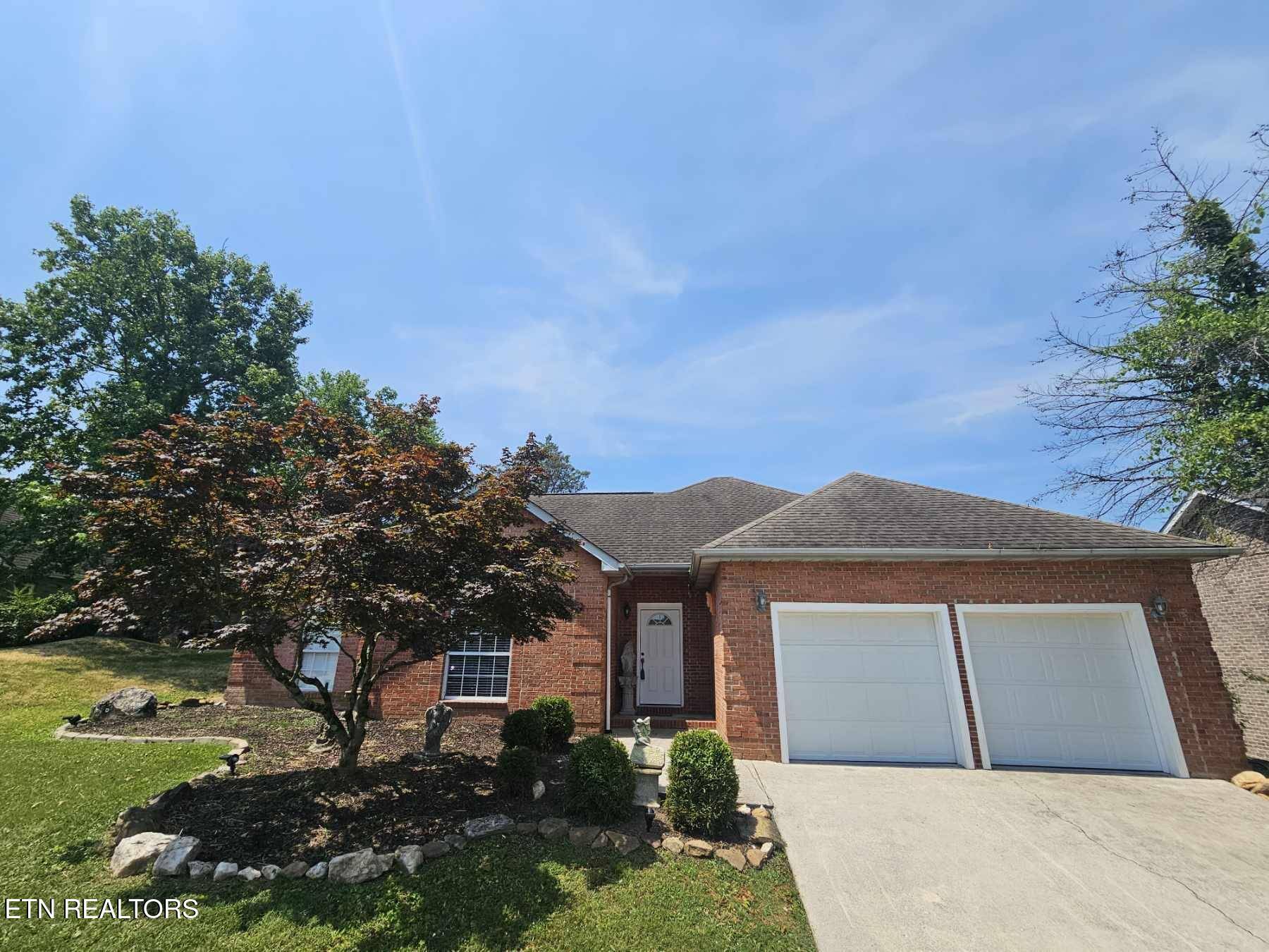 Maryville, TN 37801,1053 Saint Johns DR