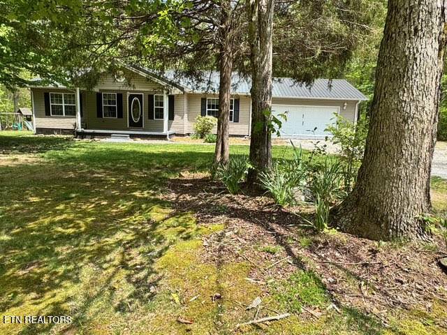 Grimsley, TN 38565,238 Laurens LN