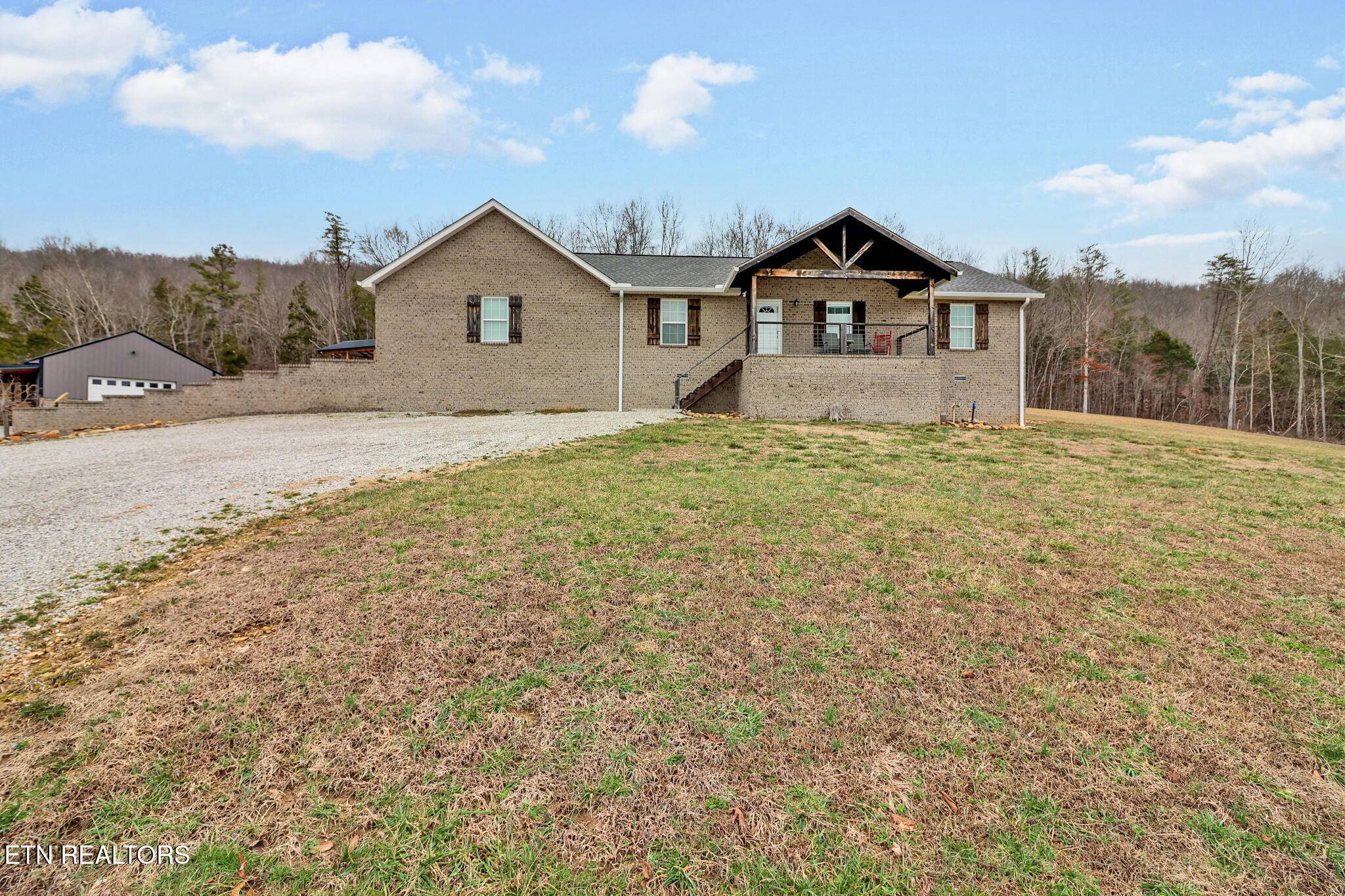 Jamestown, TN 38556,936 Tollie LN