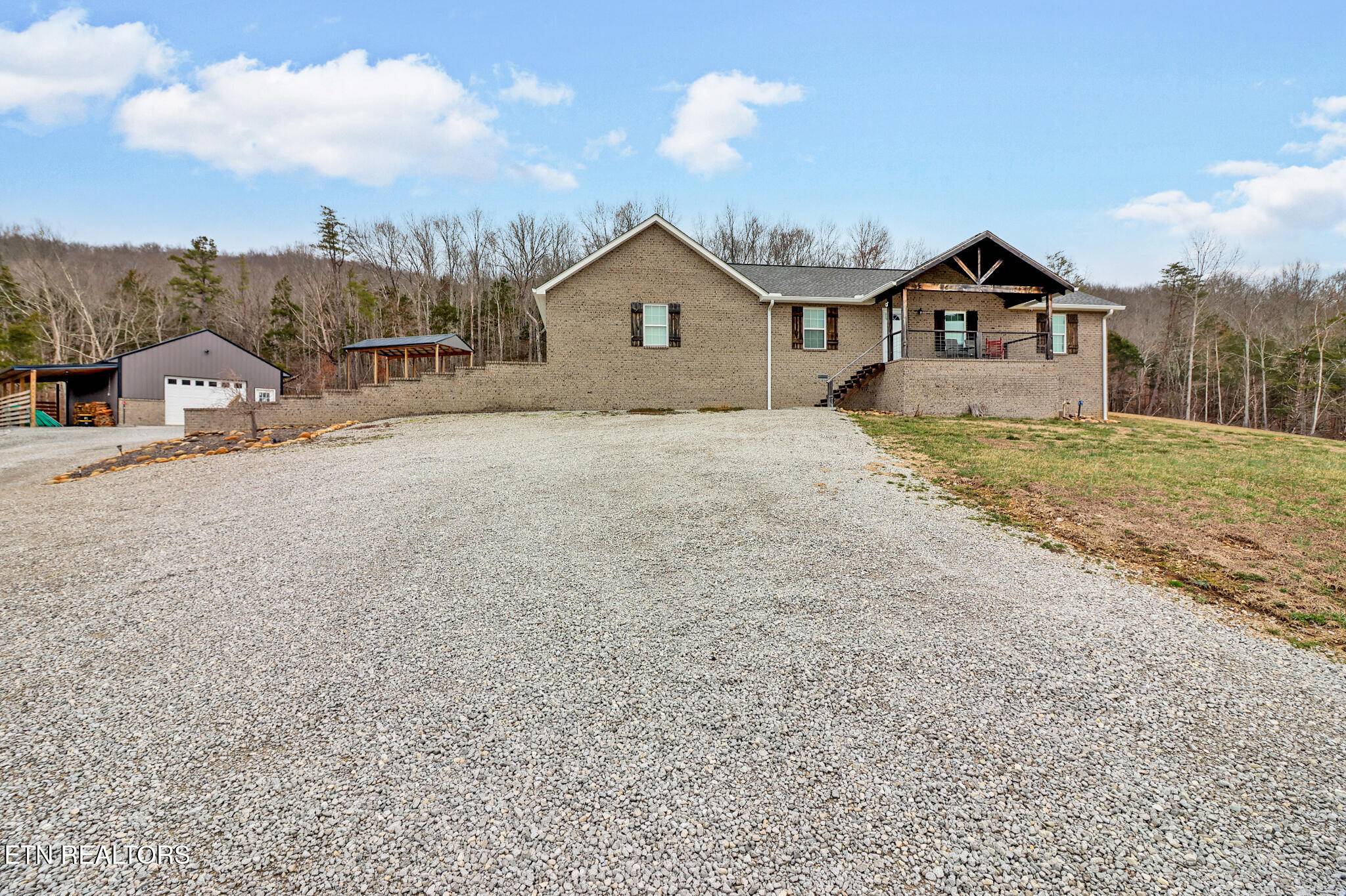 Jamestown, TN 38556,936 Tollie LN