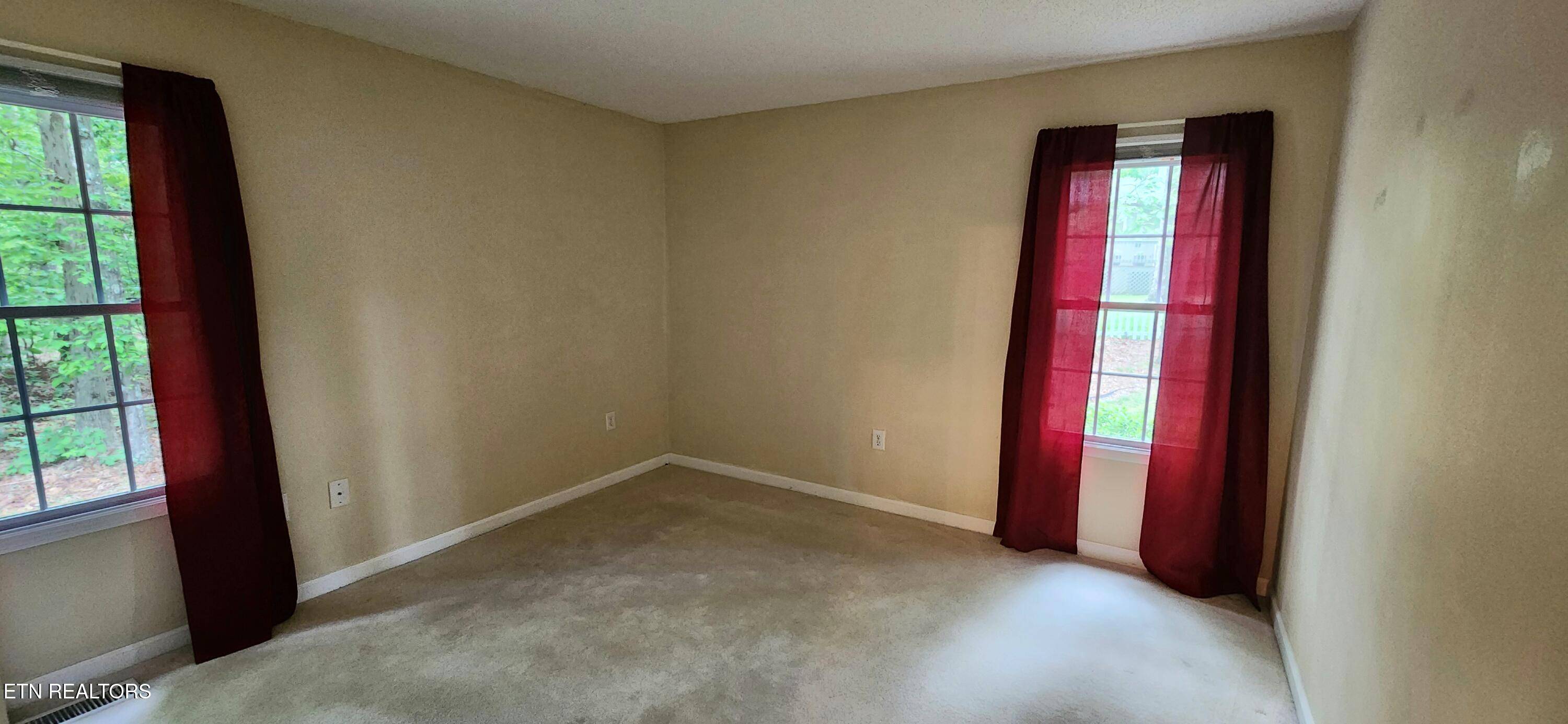 Crossville, TN 38558,104 Glenwood DR