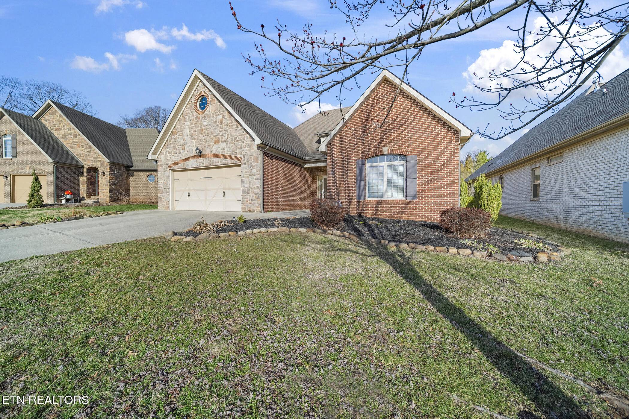 Lenoir City, TN 37771,184 Acadia CIR