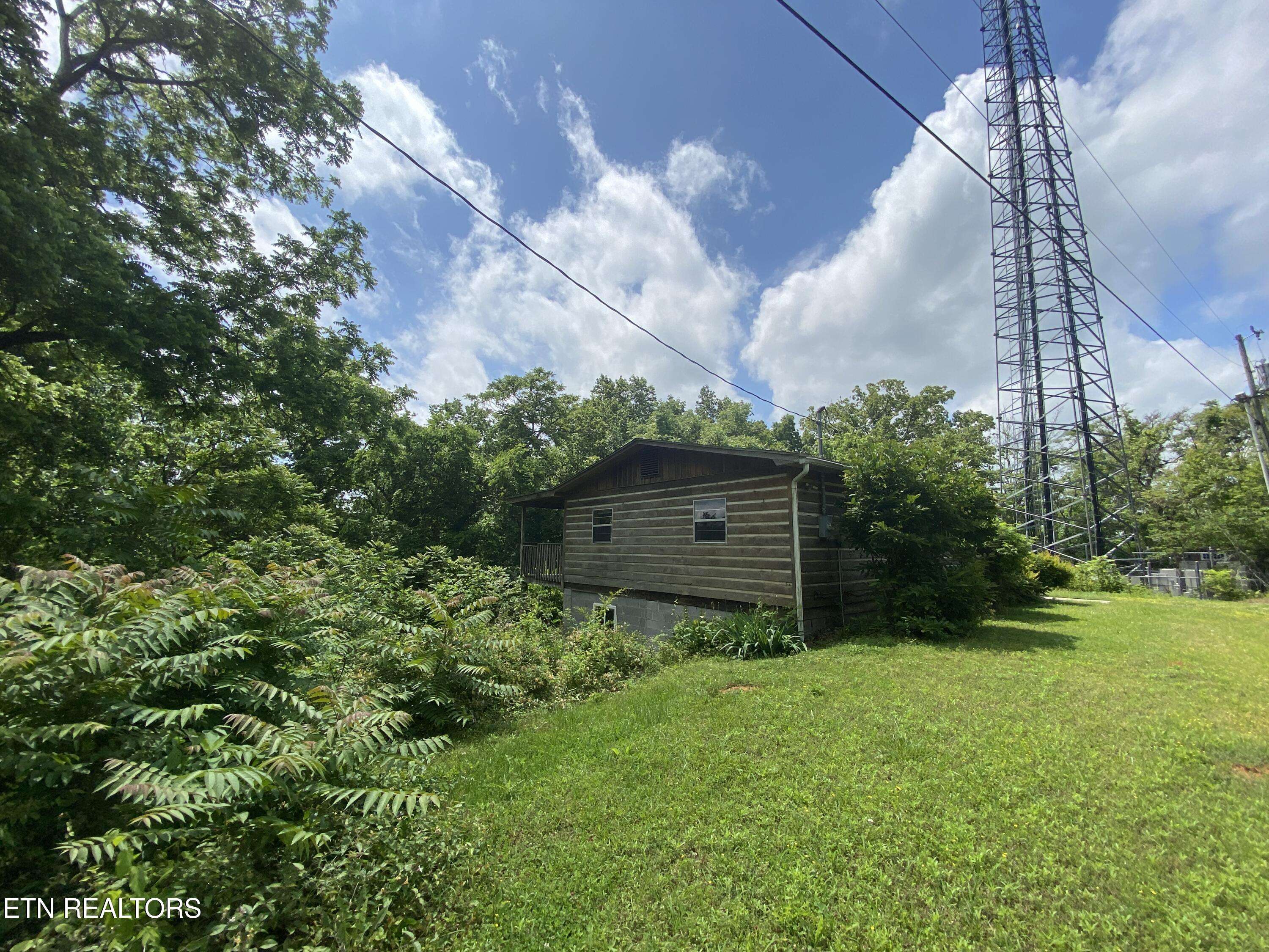 Friendsville, TN 37737,448 Cave Rd