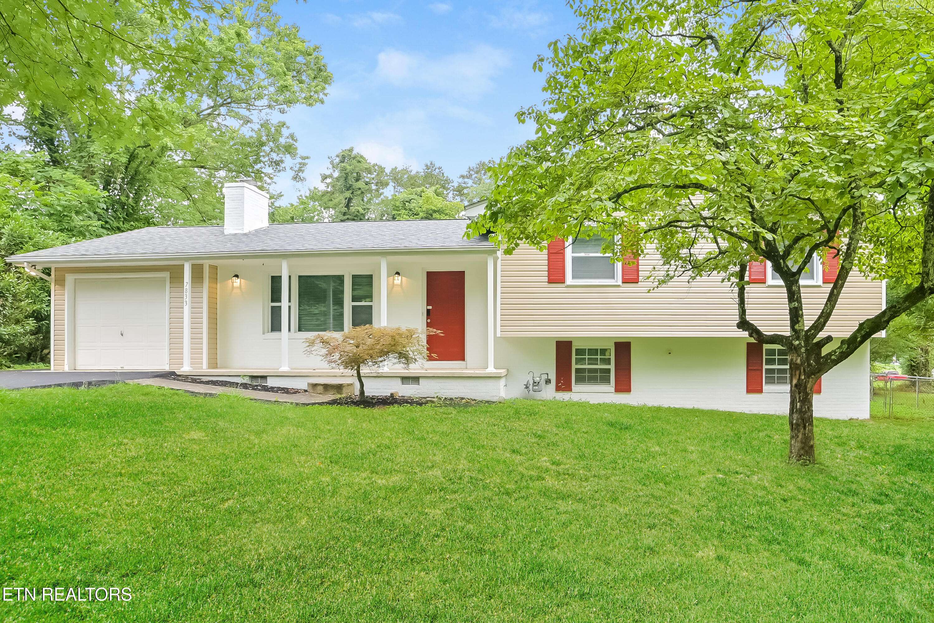 Knoxville, TN 37931,7833 Brownvue Rd