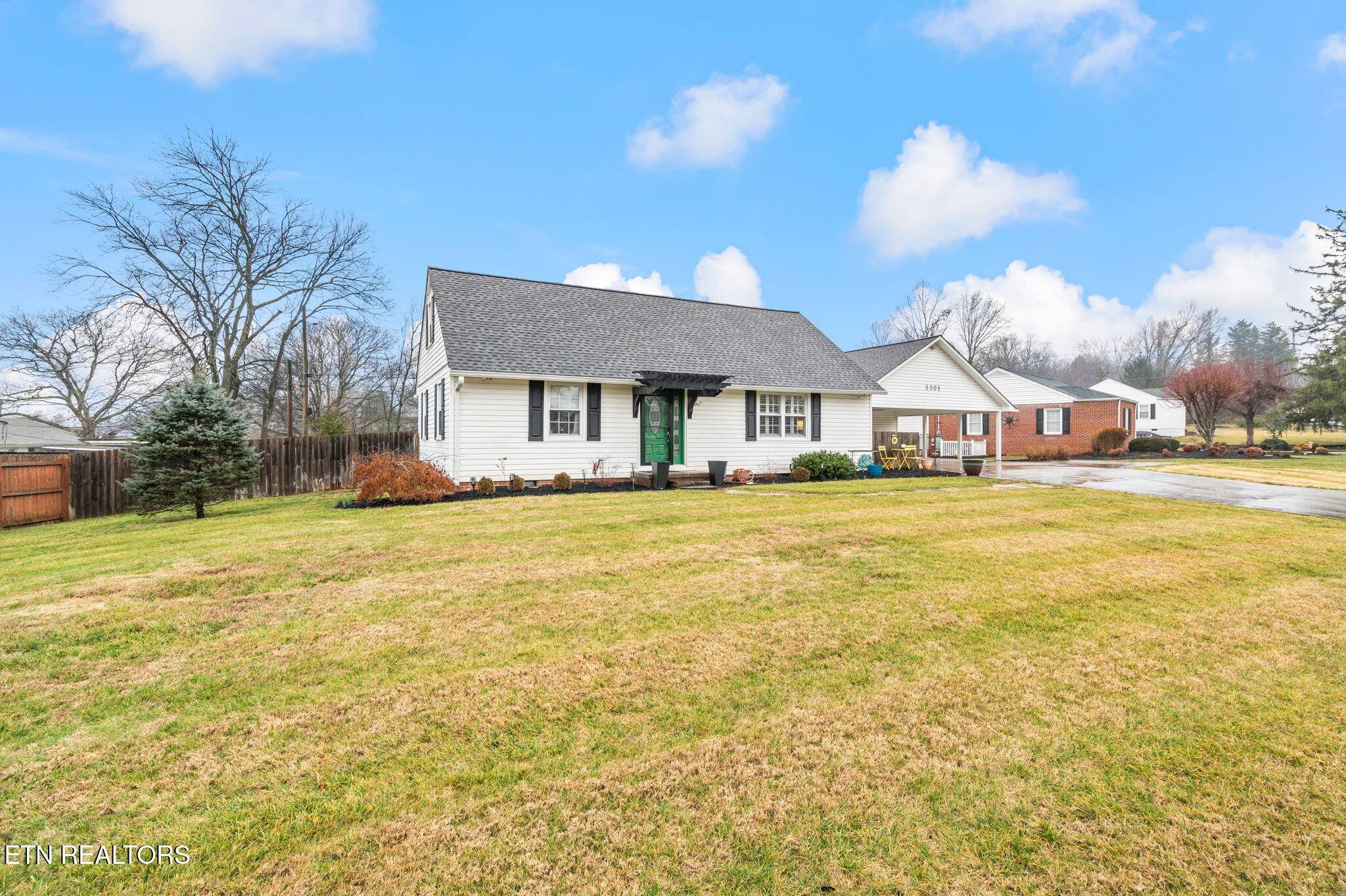 Knoxville, TN 37918,5305 Brazelton Rd