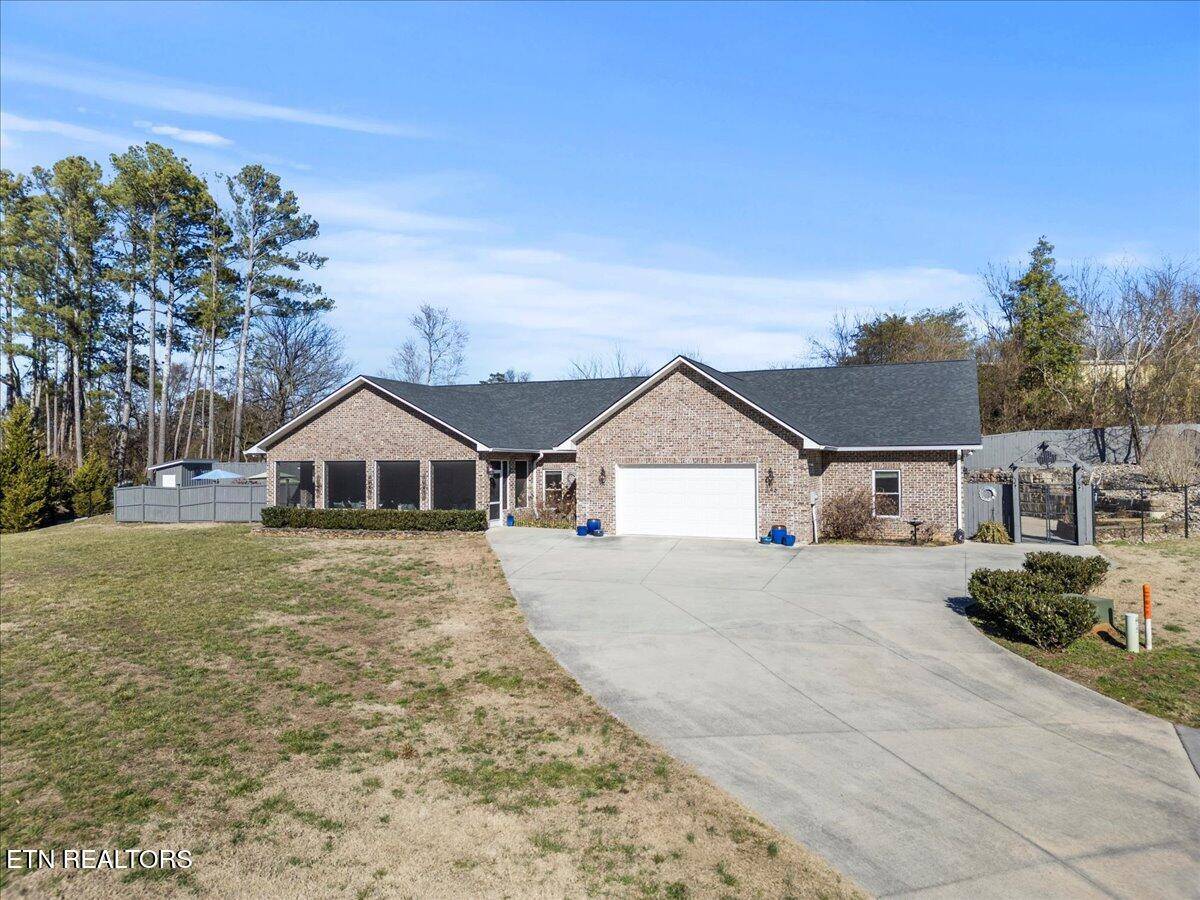 Maryville, TN 37801,846 & 845 Quietlands DR