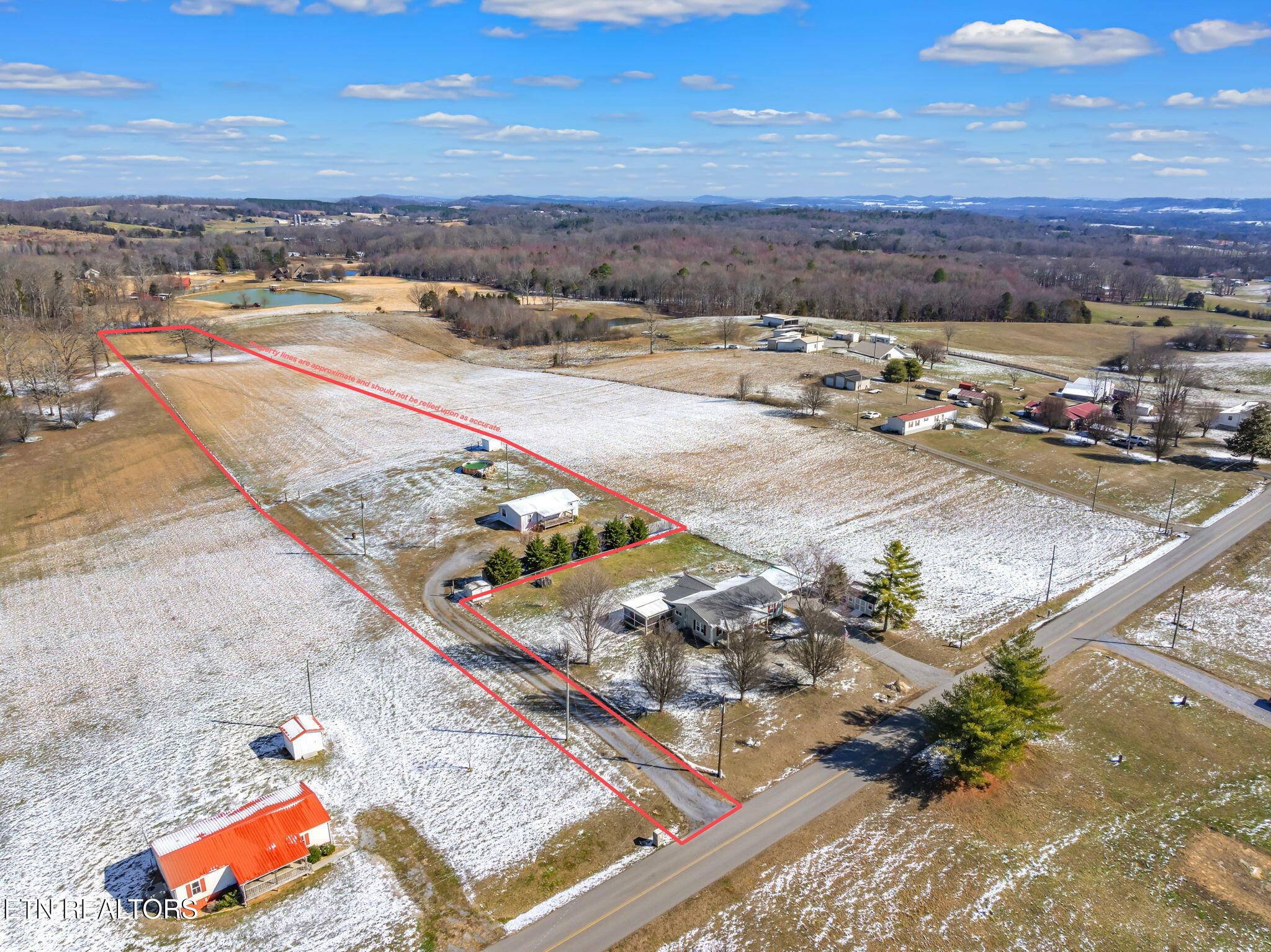 Sweetwater, TN 37874,299 County Road 312