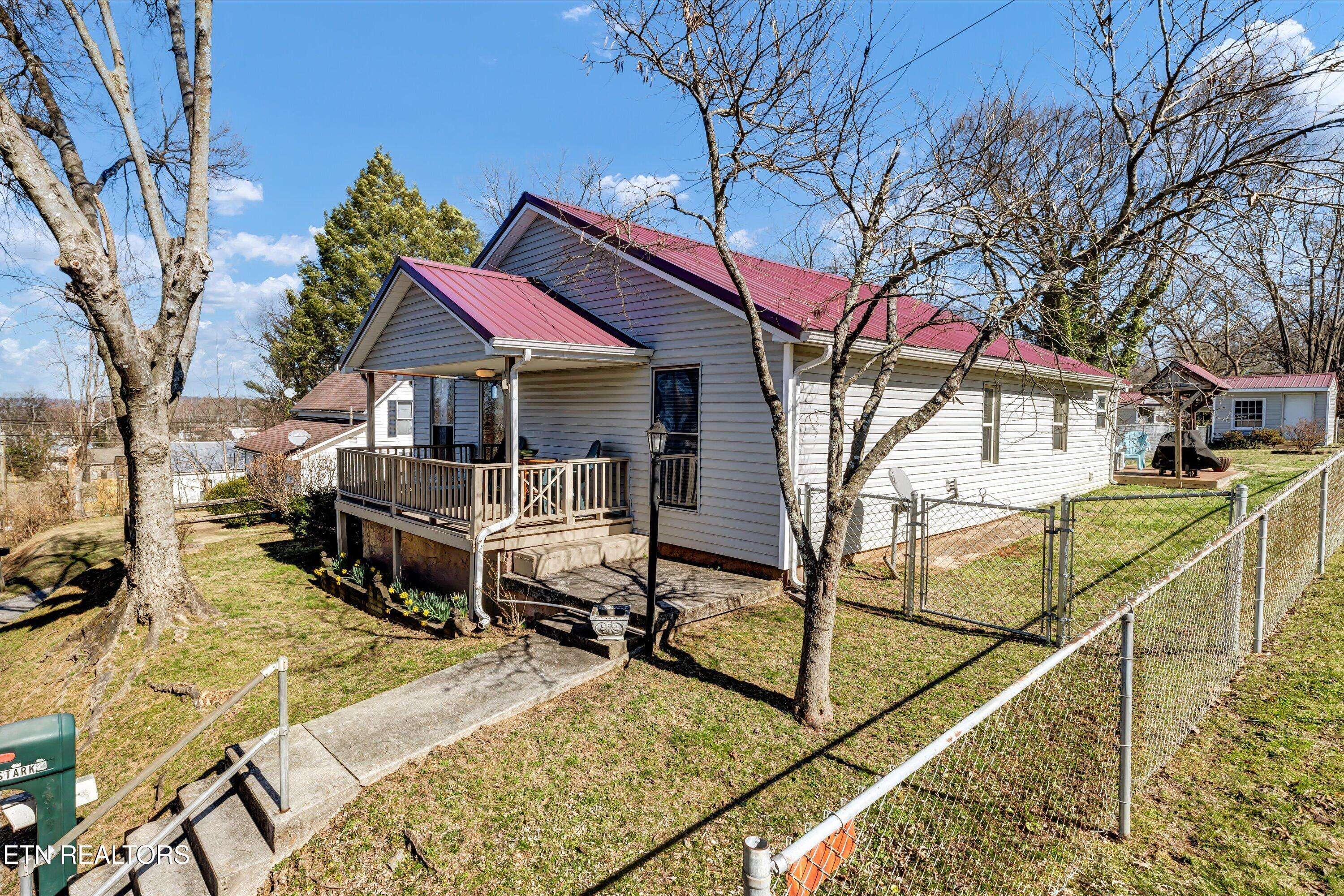 Maryville, TN 37804,1242 Jefferson Ave