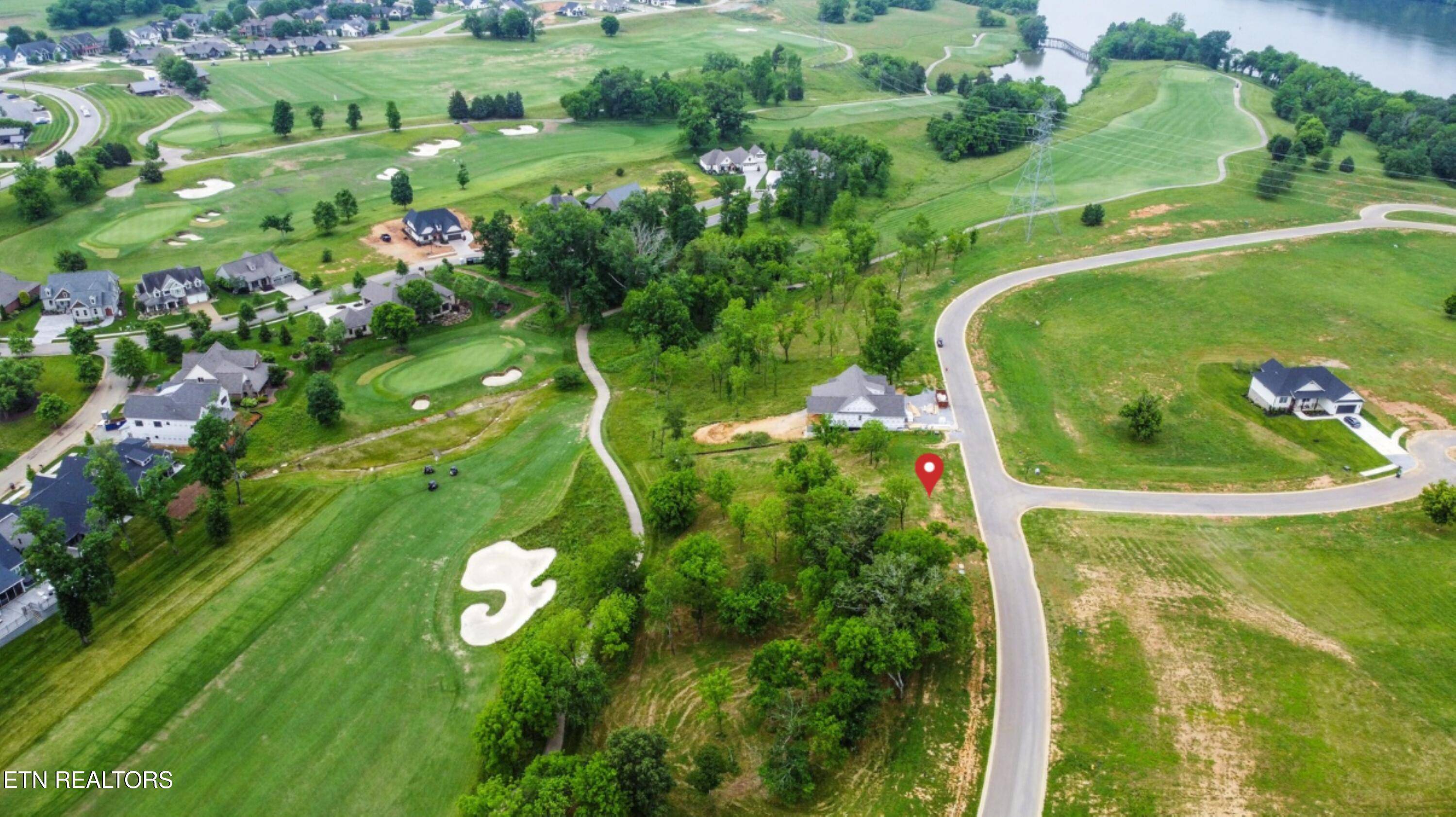 Loudon, TN 37774,903 Mockingbird LN