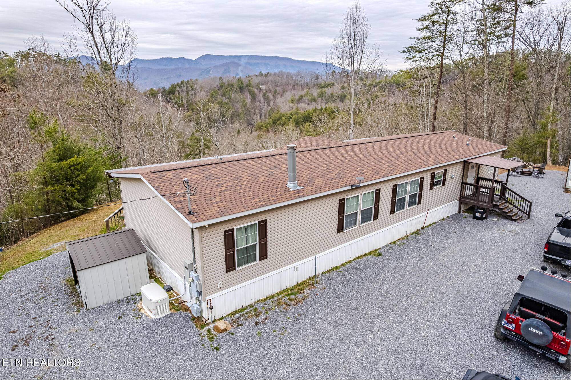 Cosby, TN 37722,3674 Sourwood WAY