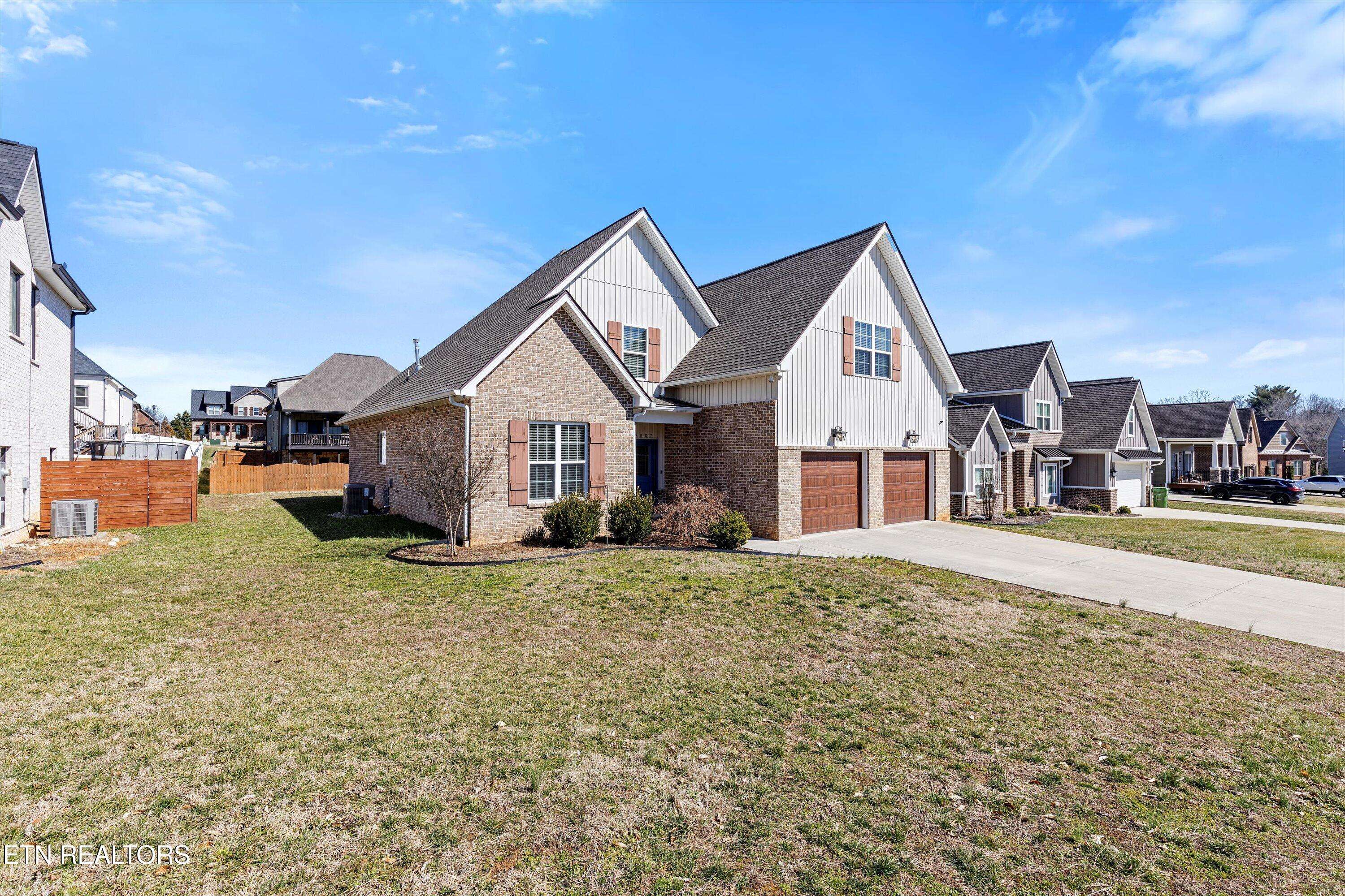 Maryville, TN 37803,2007 Logan DR