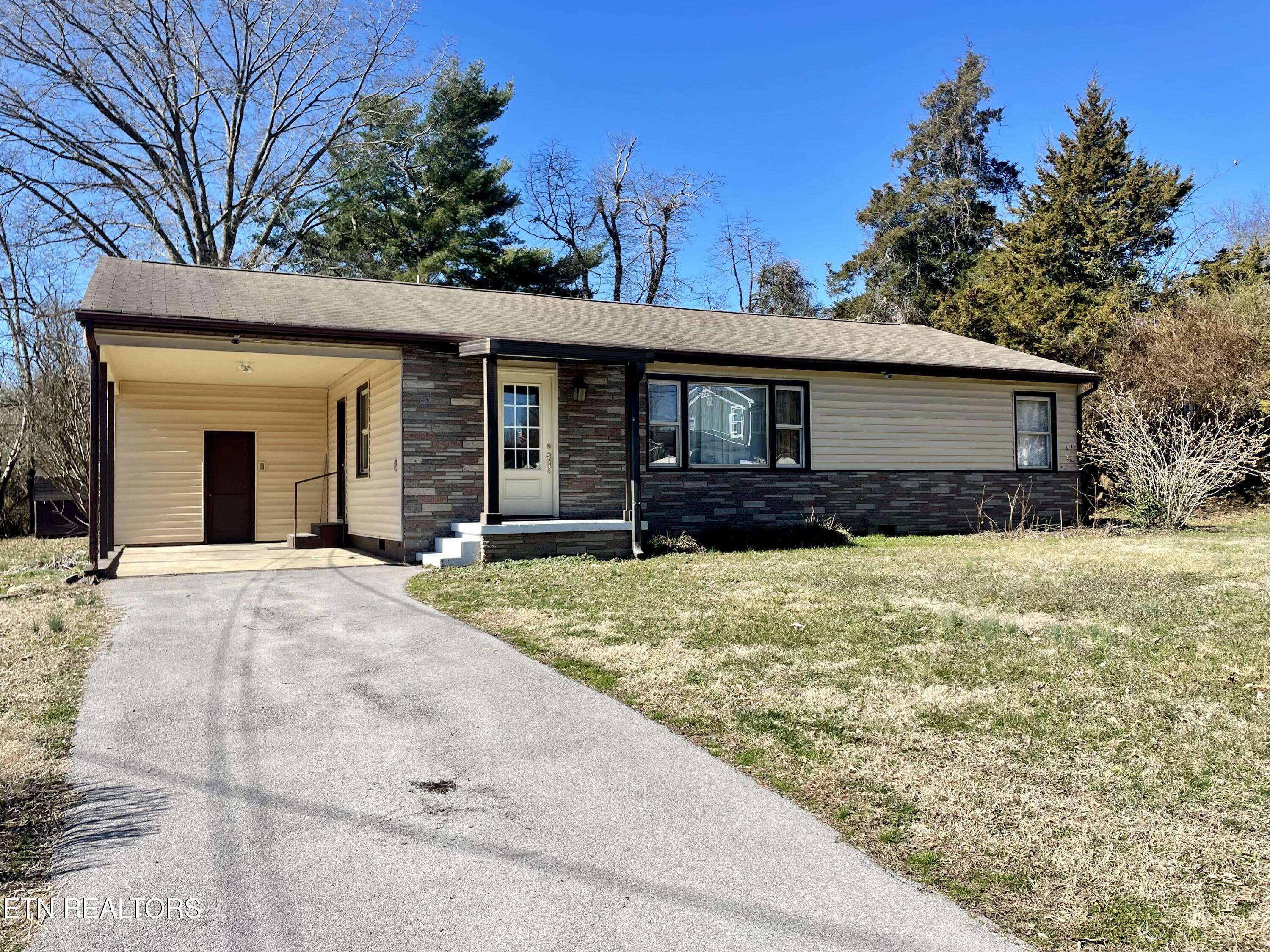 Powell, TN 37849,7905 Powell Heights Rd