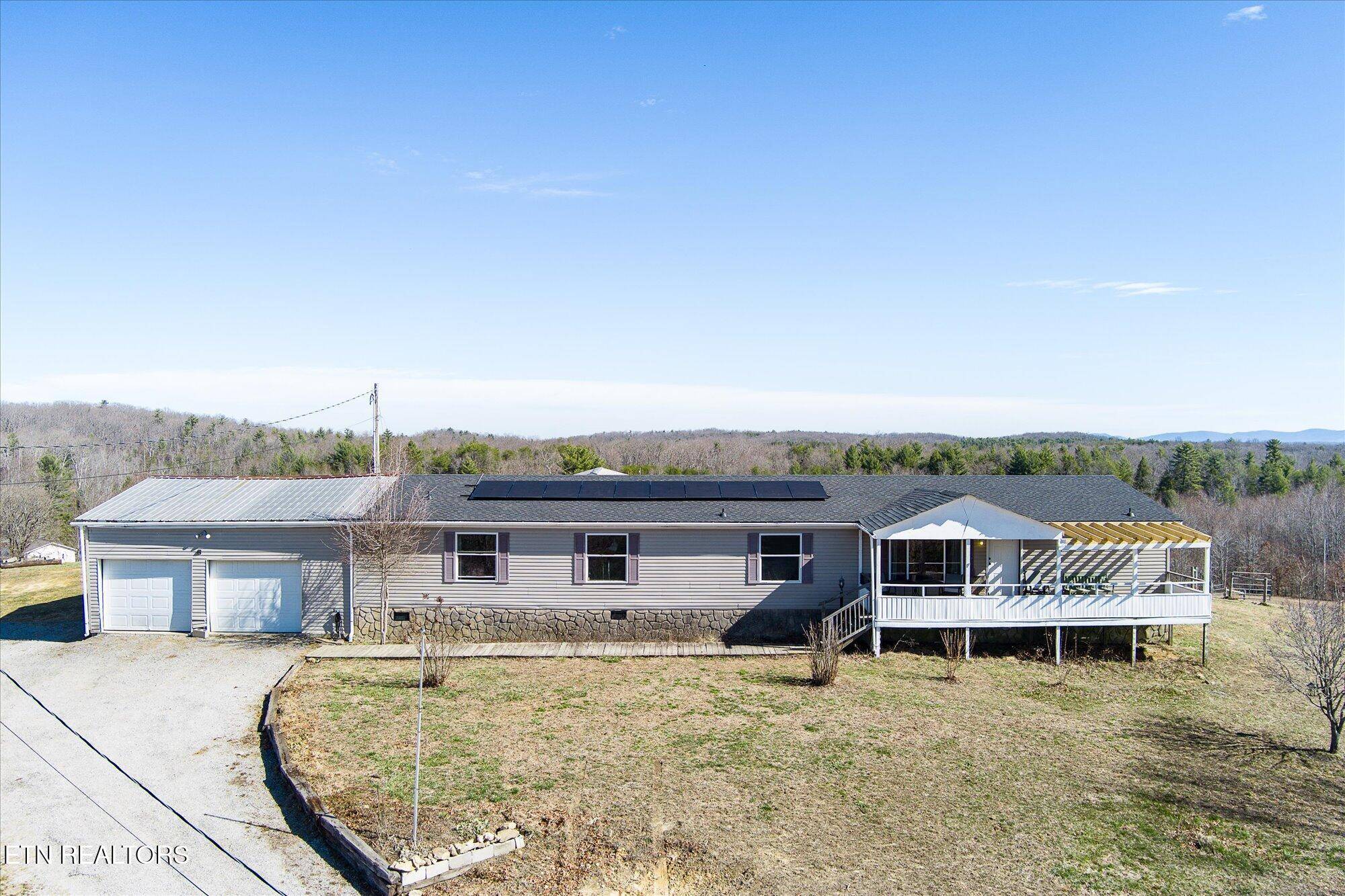 Deer Lodge, TN 37726,102 Flat Rock Rd