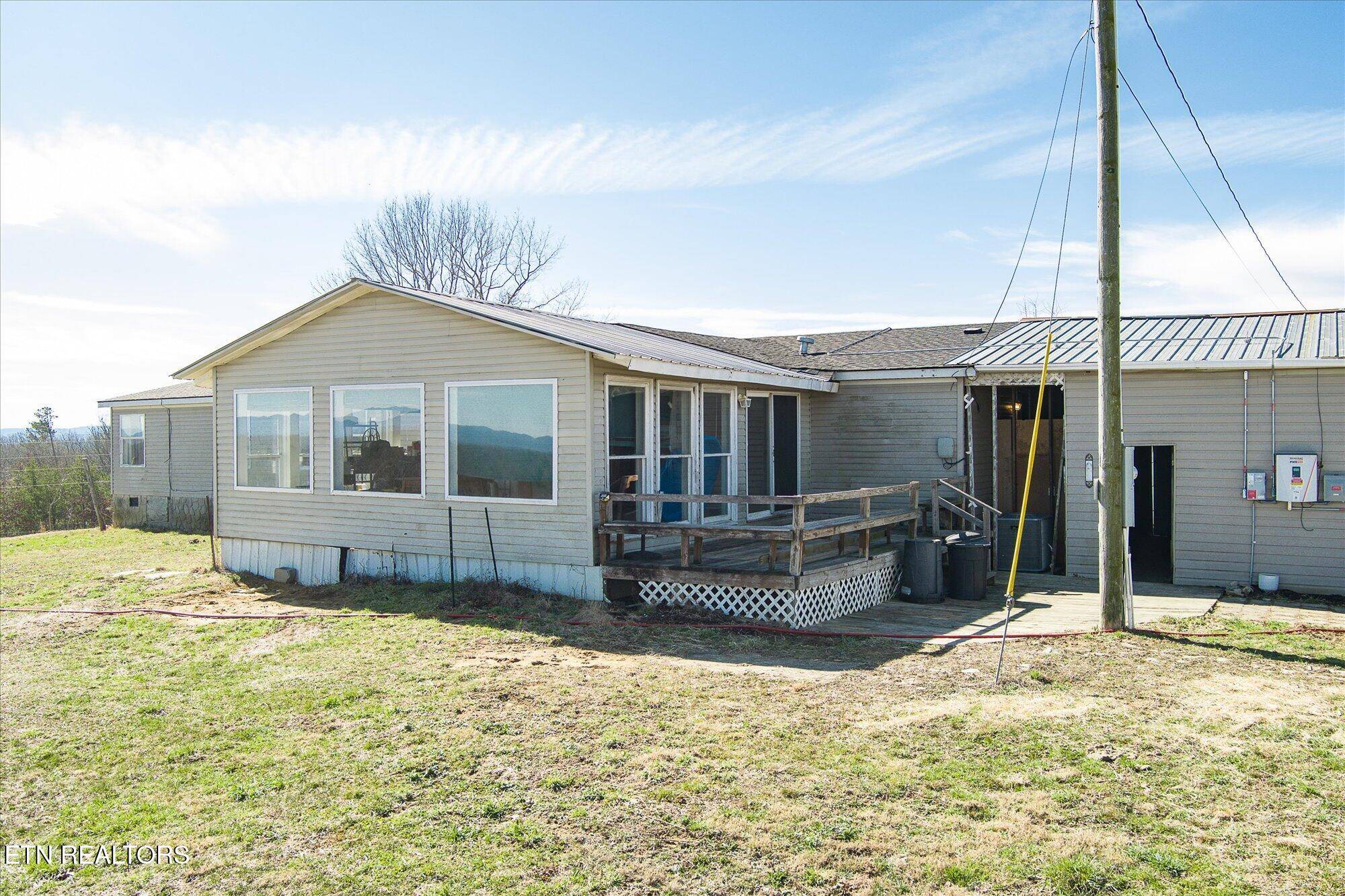 Deer Lodge, TN 37726,102 Flat Rock Rd