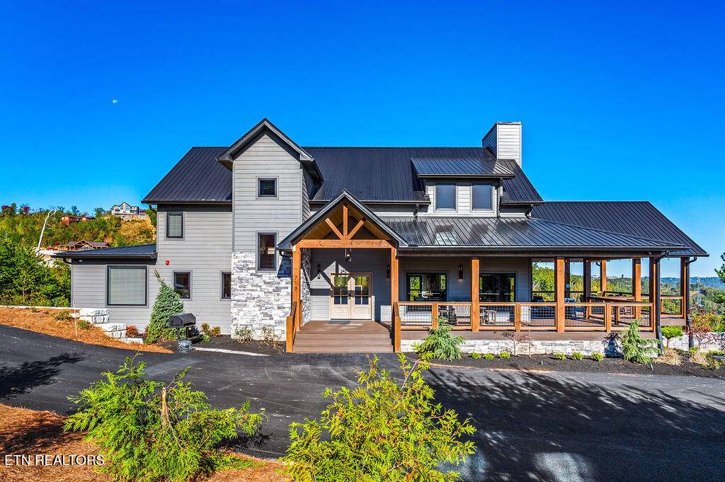 Gatlinburg, TN 37738,719 Pinecrest Ct CT