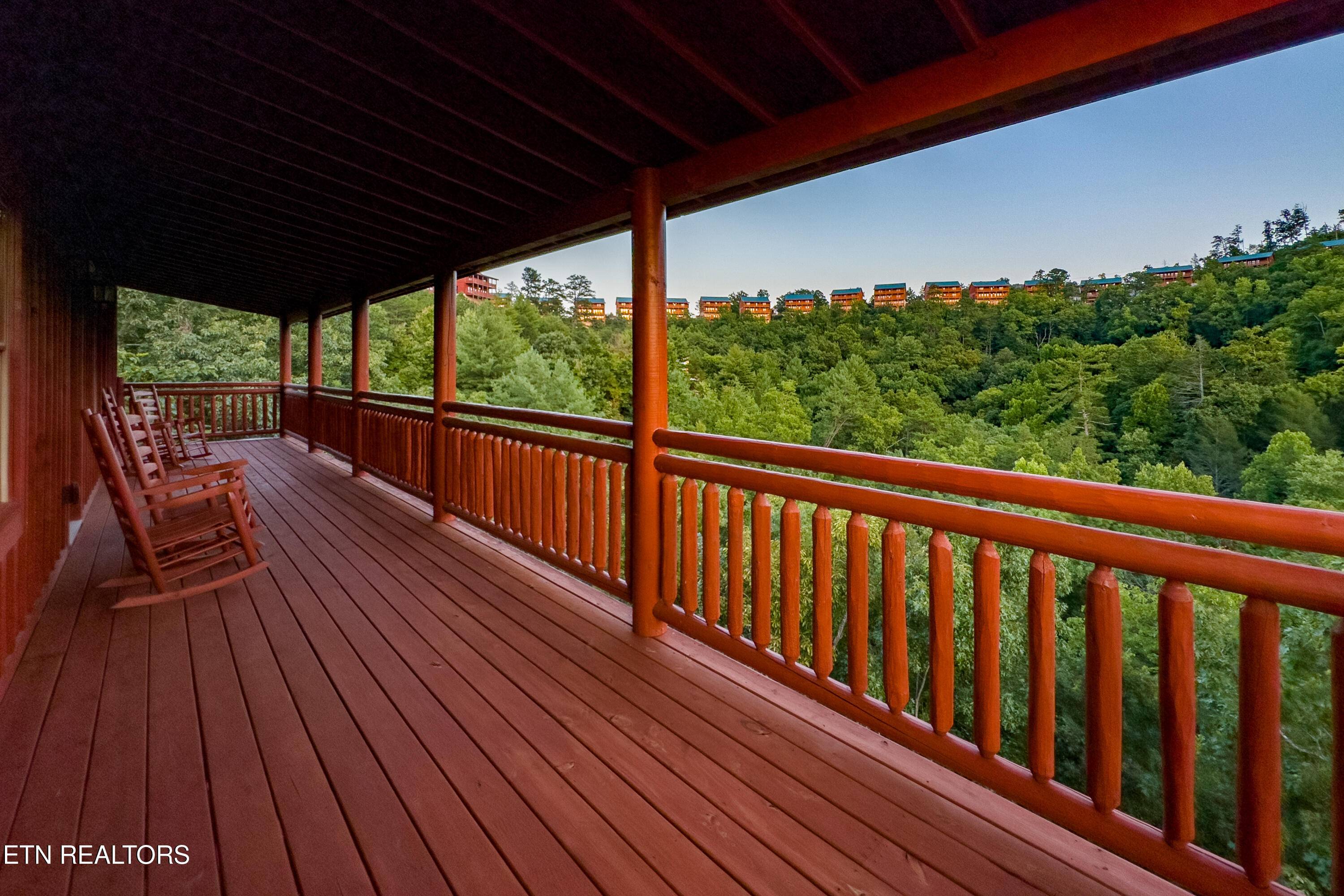 Sevierville, TN 37862,3328 Smoky Ridge WAY