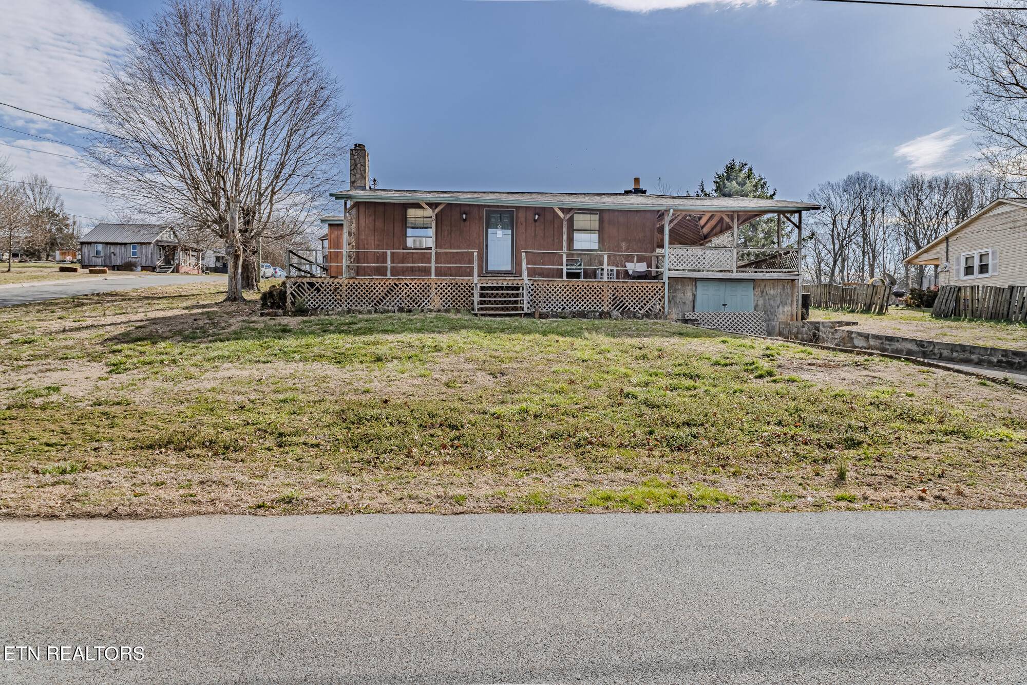 Sweetwater, TN 37874,301 Mahala Road