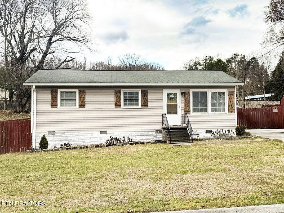 Clinton, TN 37716,215 Hillcrest St