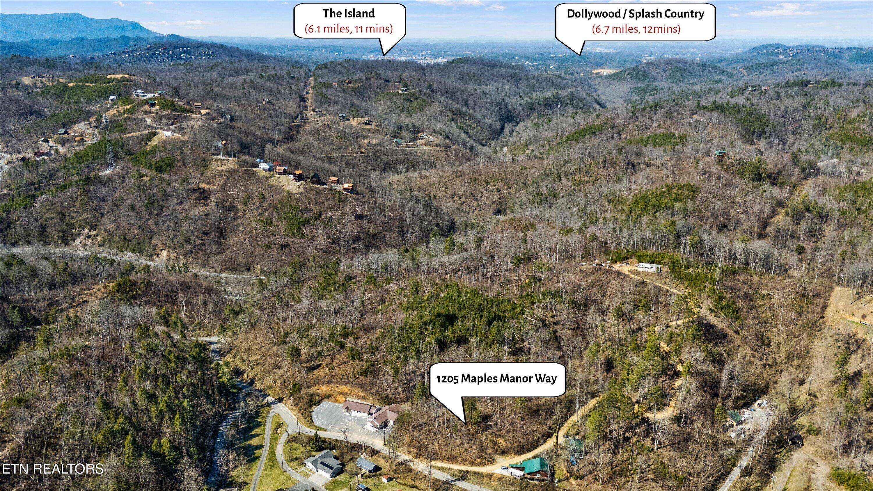 Gatlinburg, TN 37738,1205 Maples Manor WAY