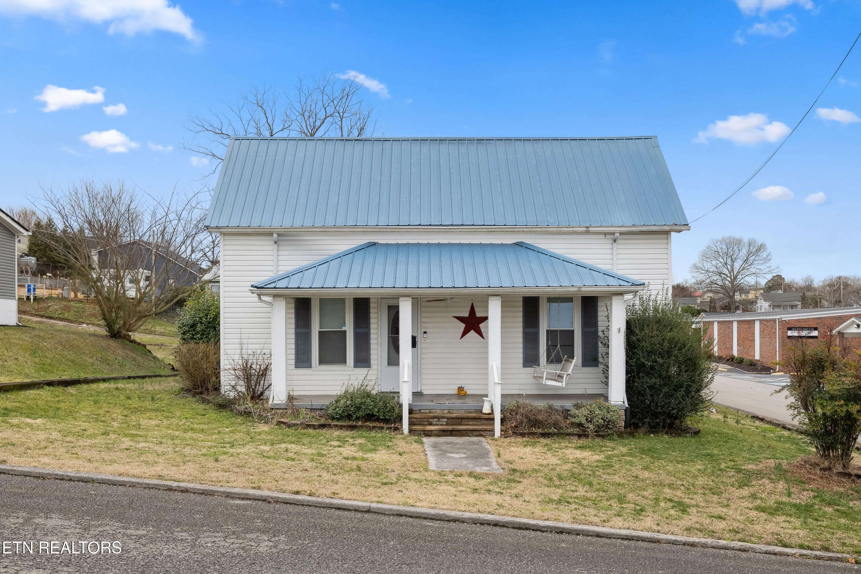 Lenoir City, TN 37771,614 A St