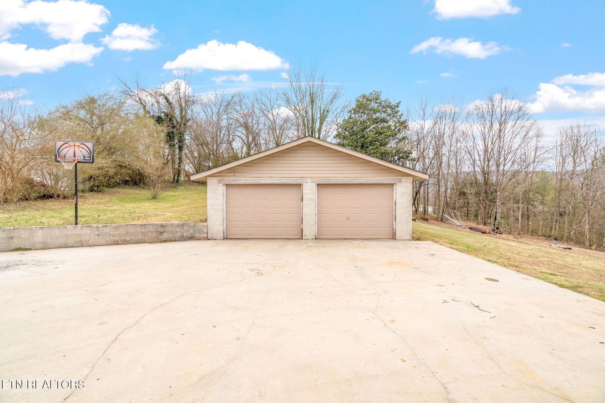 Rockwood, TN 37854,311 Dunn St