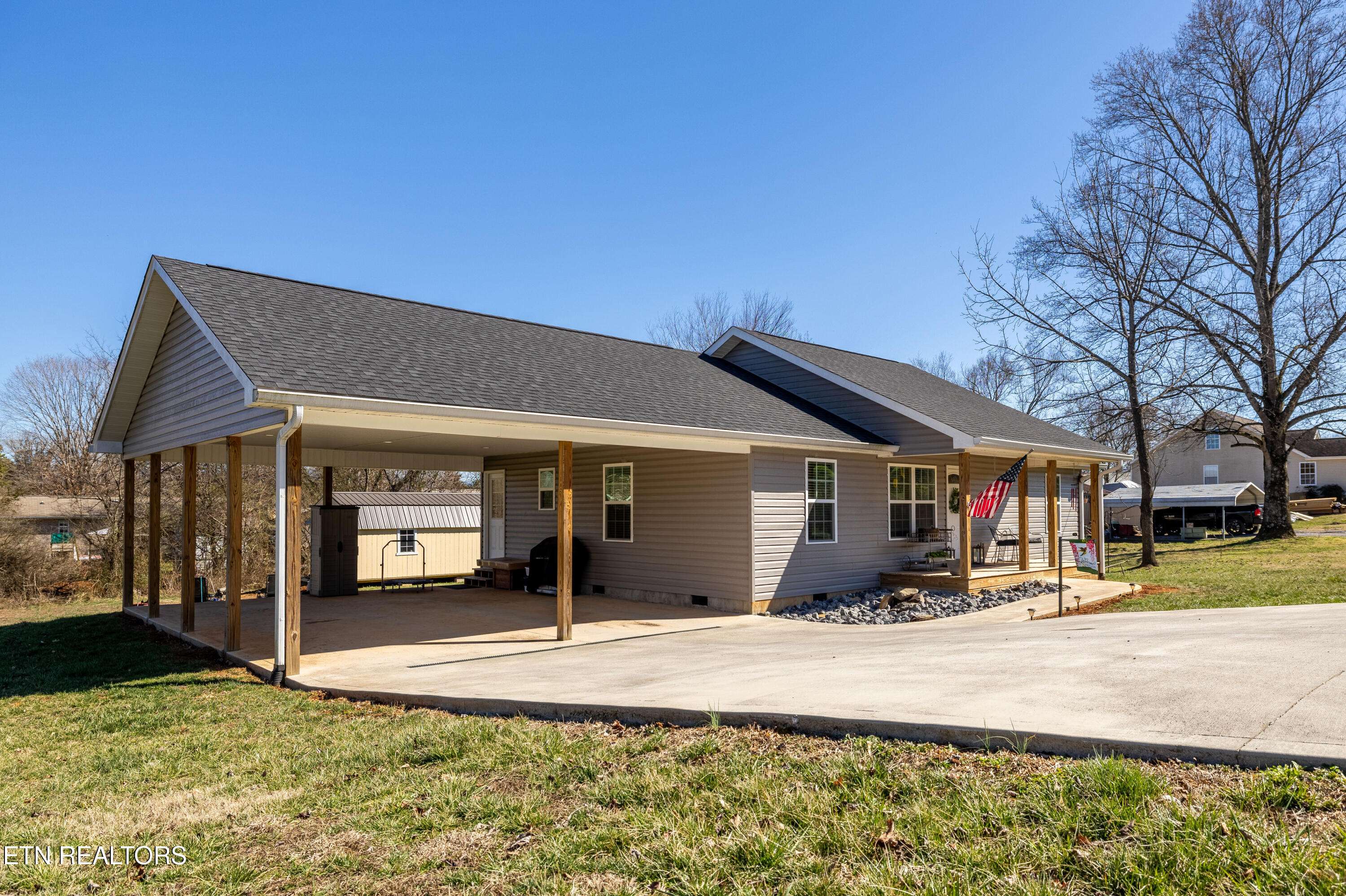 Tellico Plains, TN 37385,116 Scenic Circle