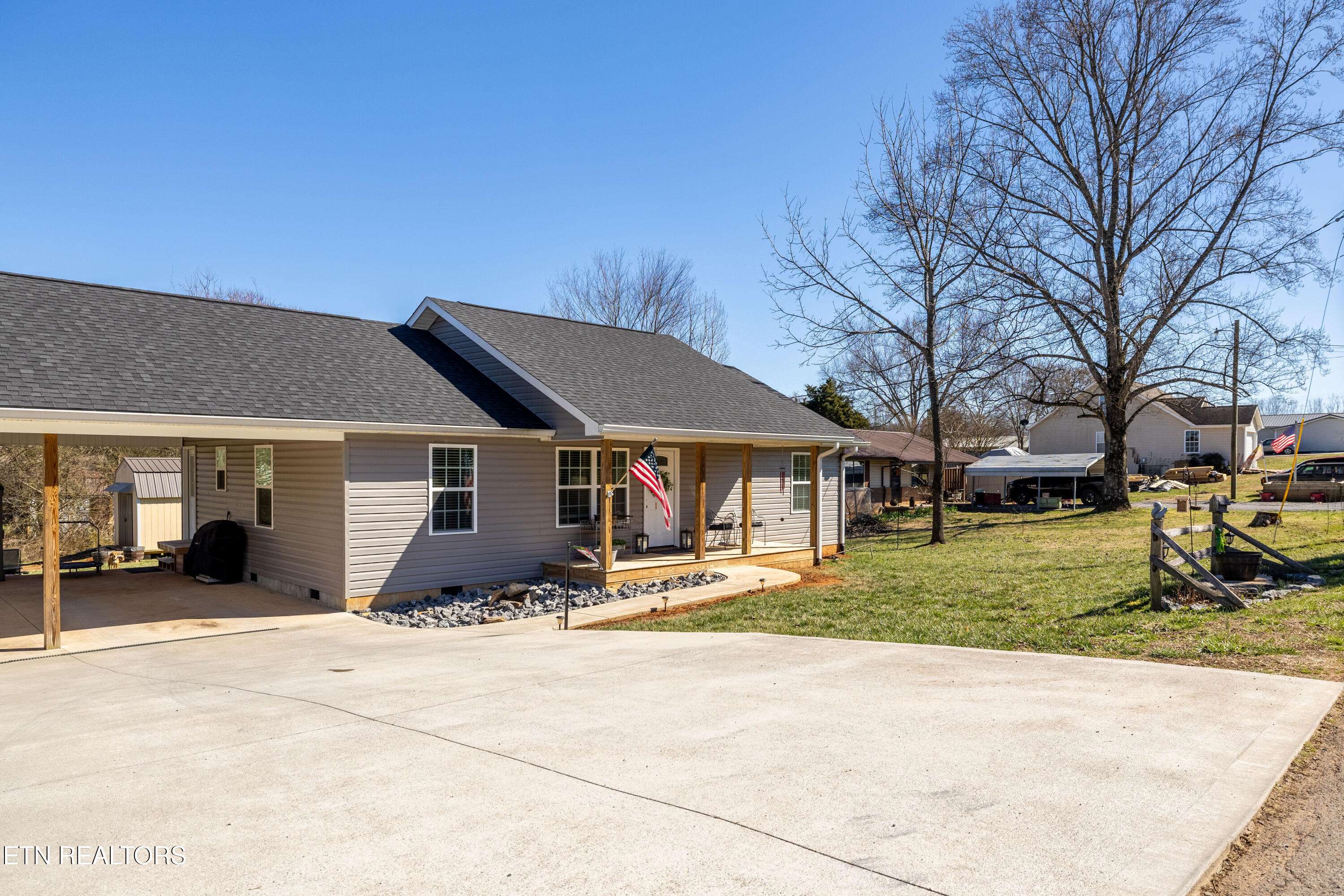 Tellico Plains, TN 37385,116 Scenic Circle