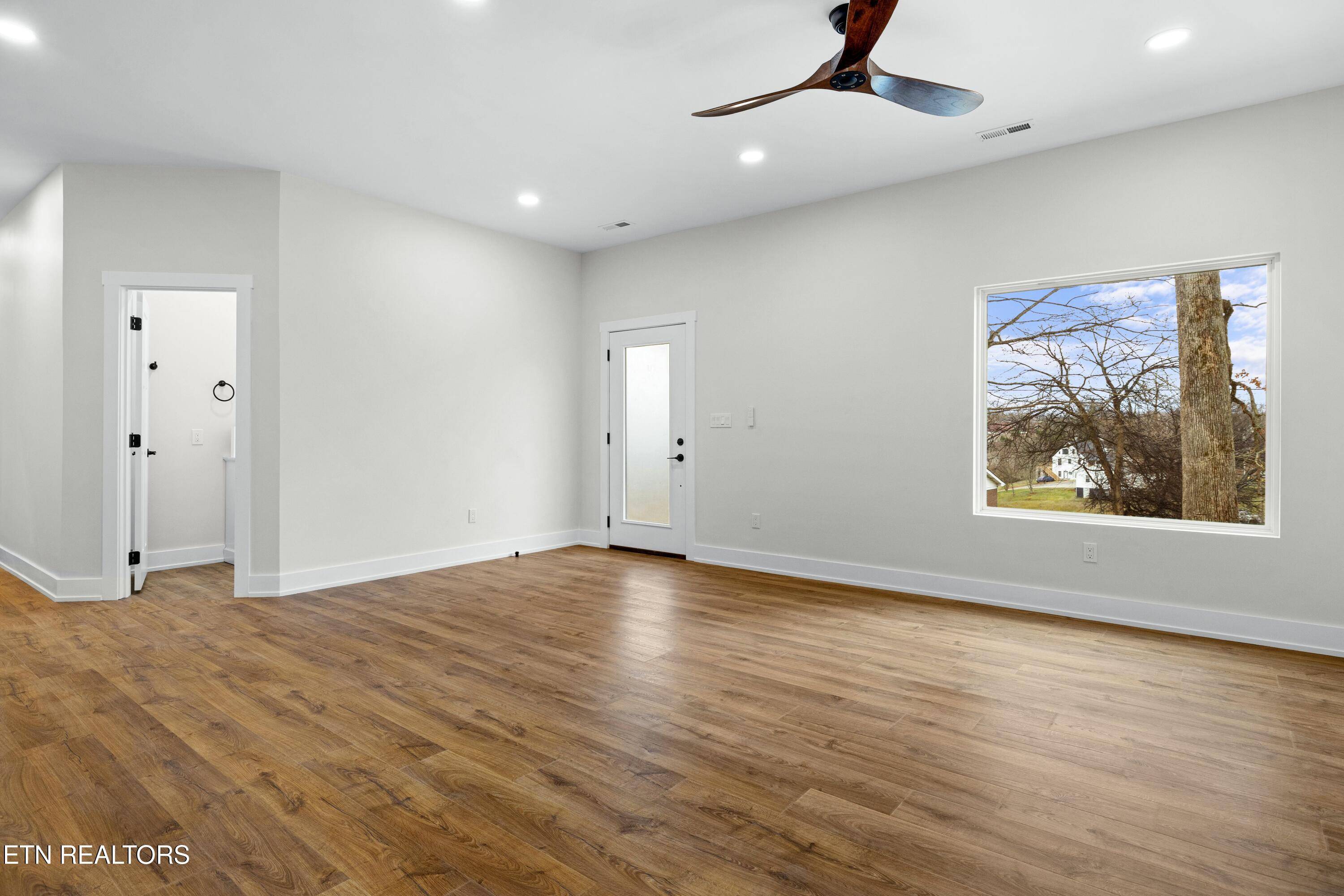 Maryville, TN 37801,427 Houston St