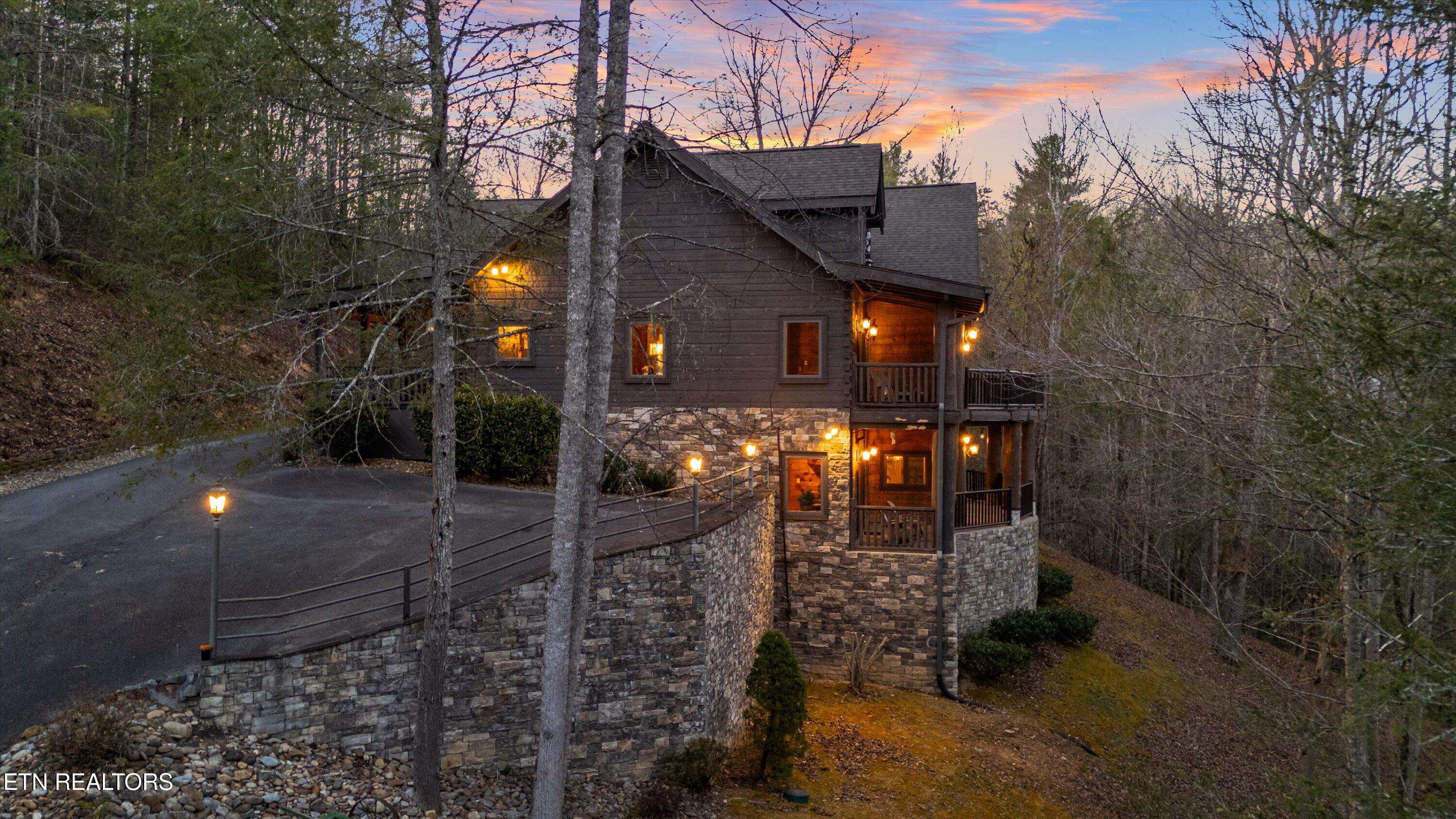 Sevierville, TN 37862,2670 Cedar Falls WAY