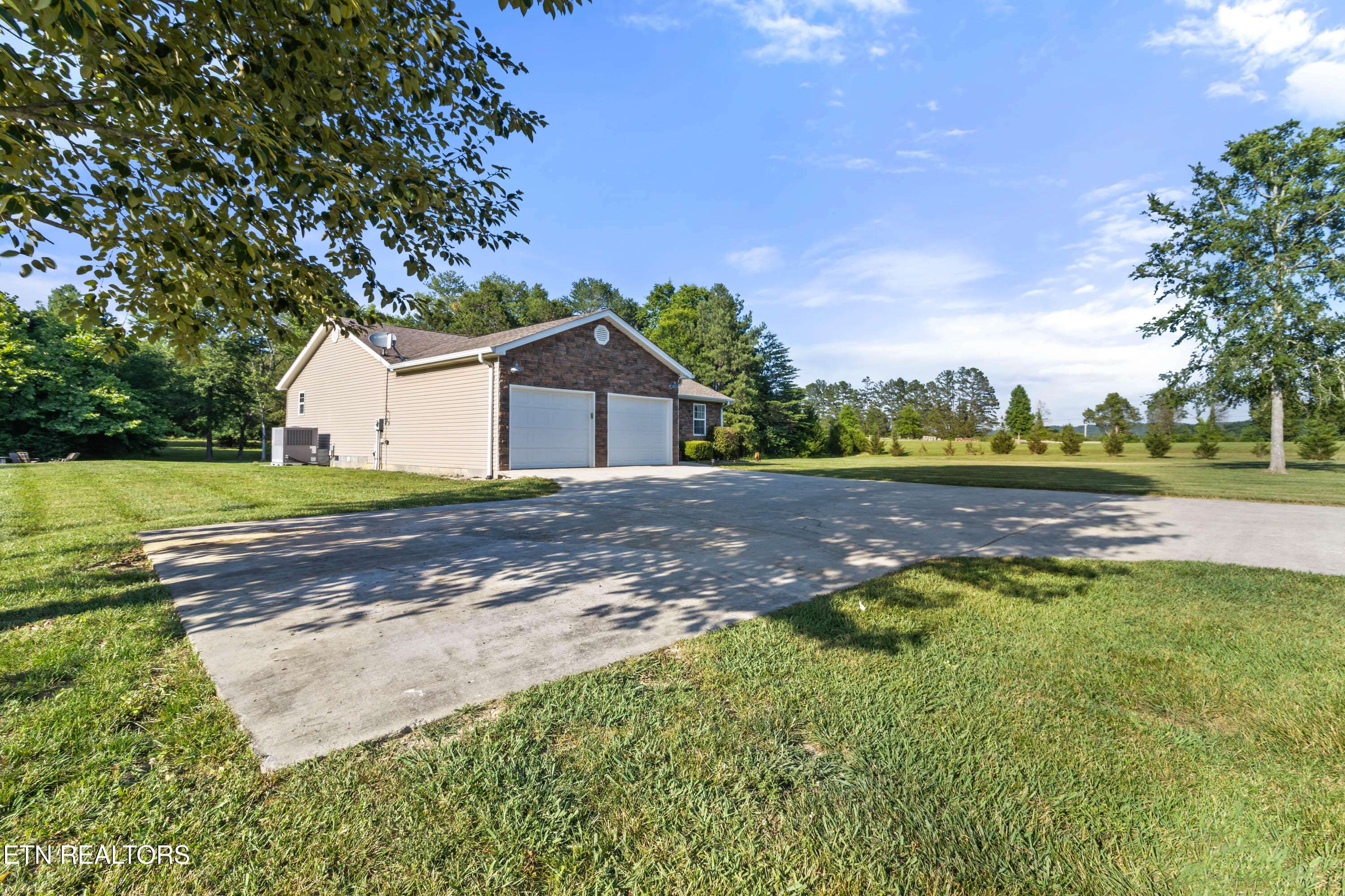 Ten Mile, TN 37880,210 Ten Mile Lane
