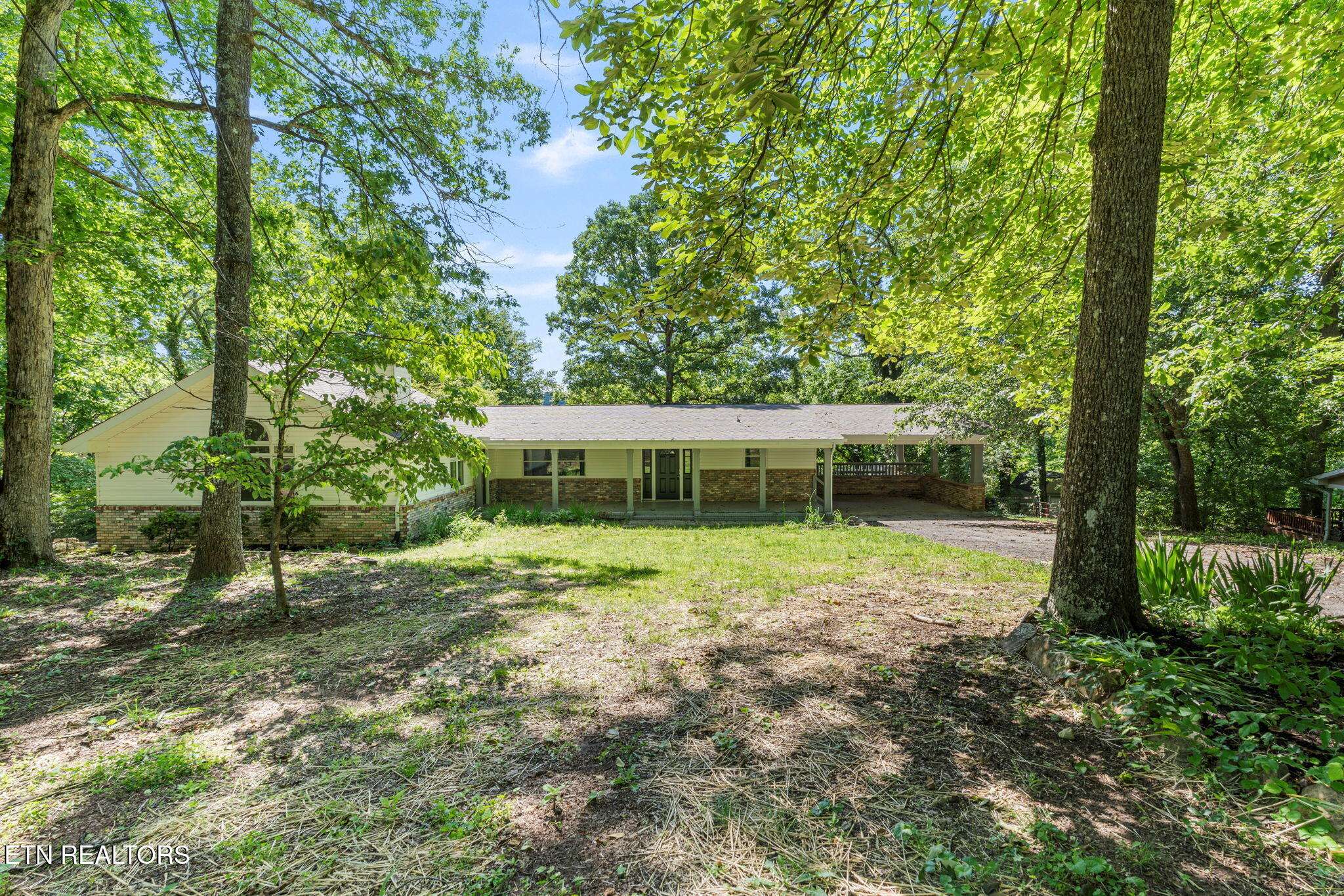 Oak Ridge, TN 37830,17 Westover DR