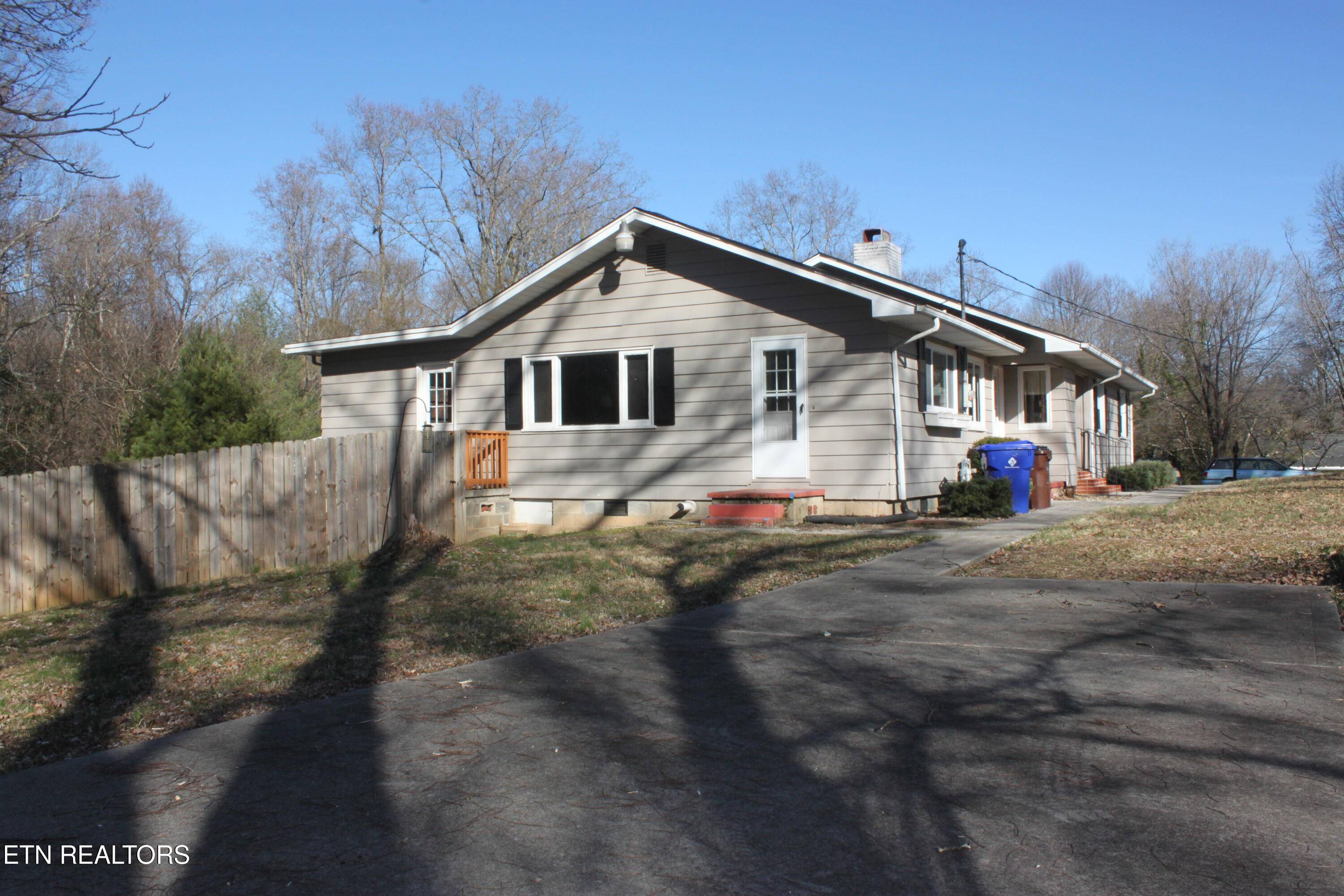 Oak Ridge, TN 37830,114 Price Rd