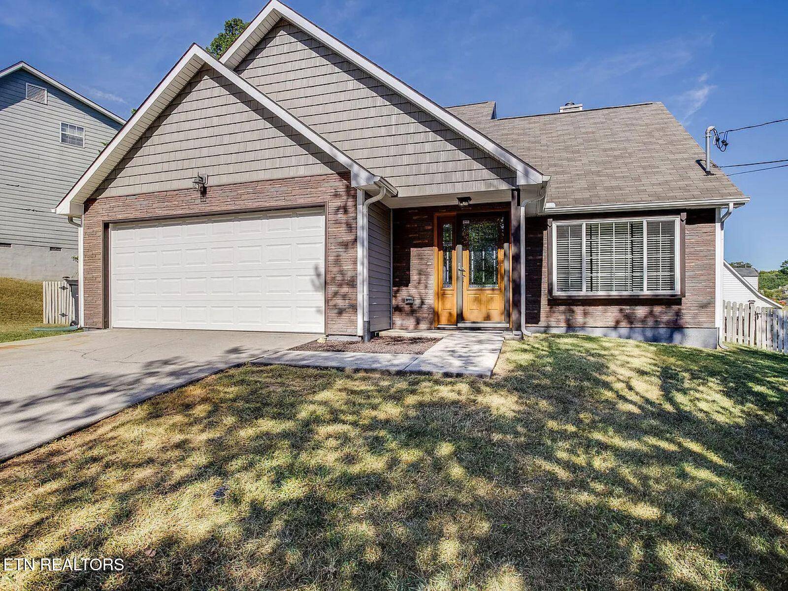 Knoxville, TN 37921,3273 Kingsmore DR