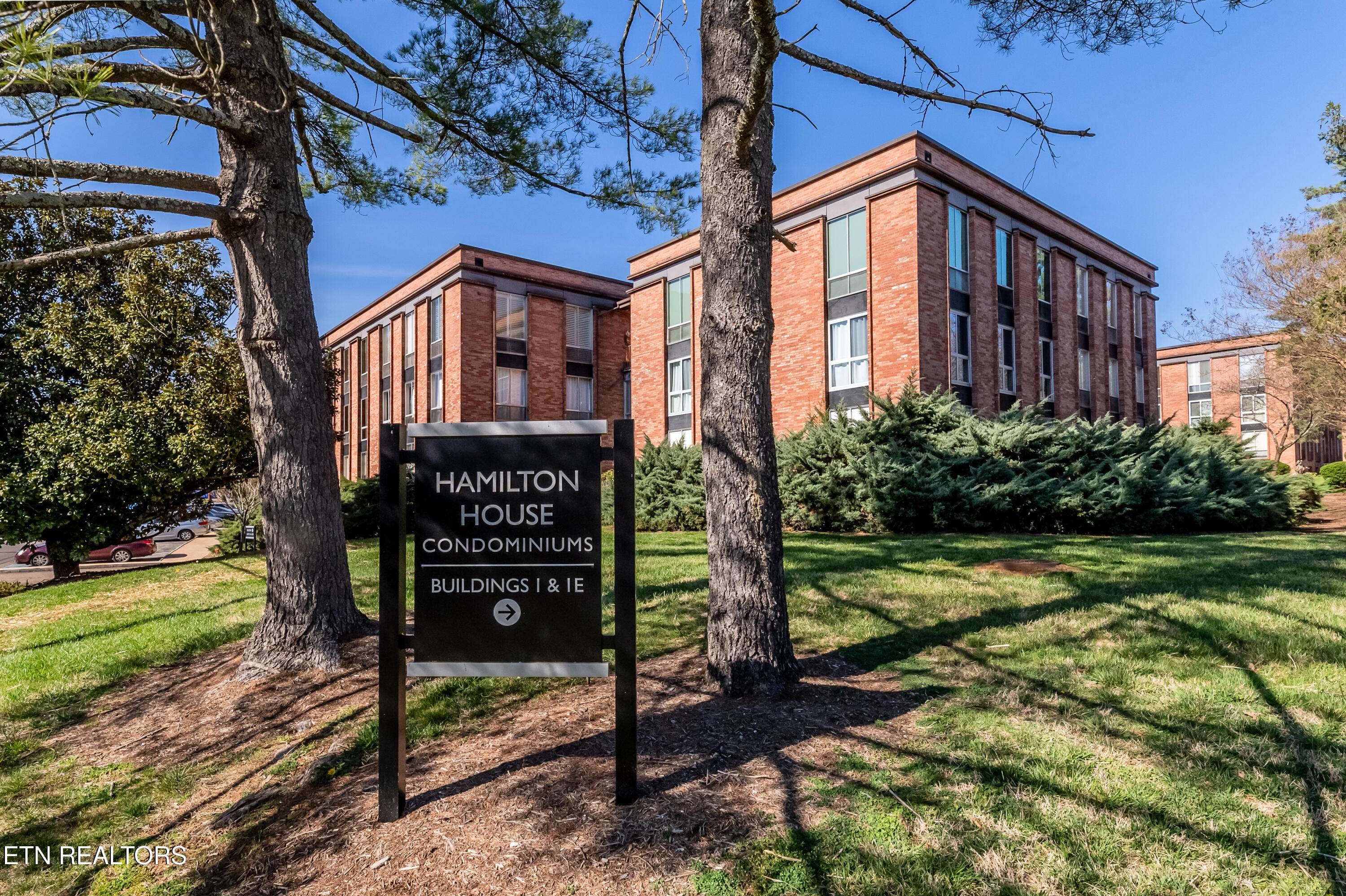 Knoxville, TN 37919,1400 Kenesaw Ave #33G