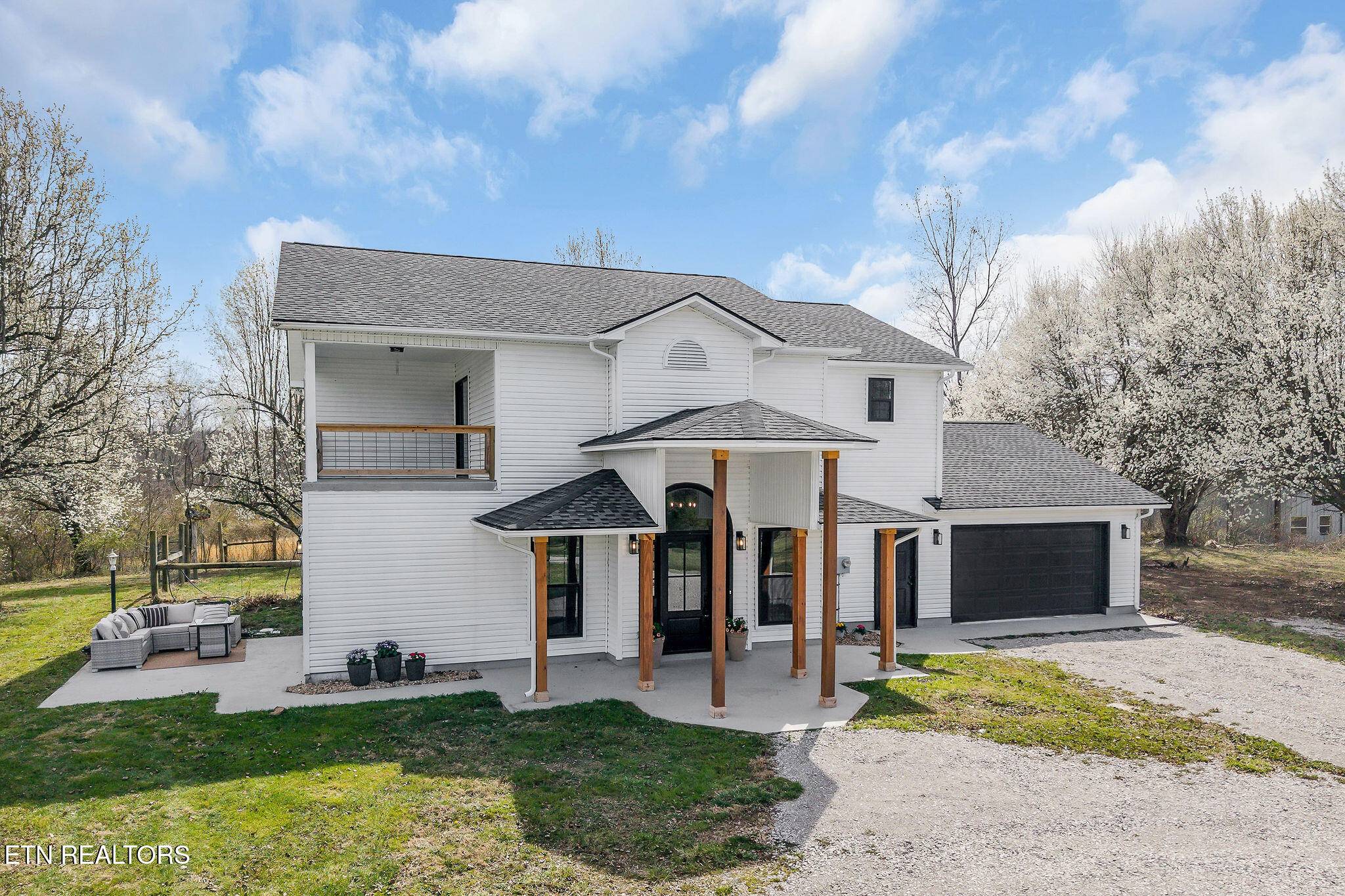 Crossville, TN 38572,10065 Sparta Hwy