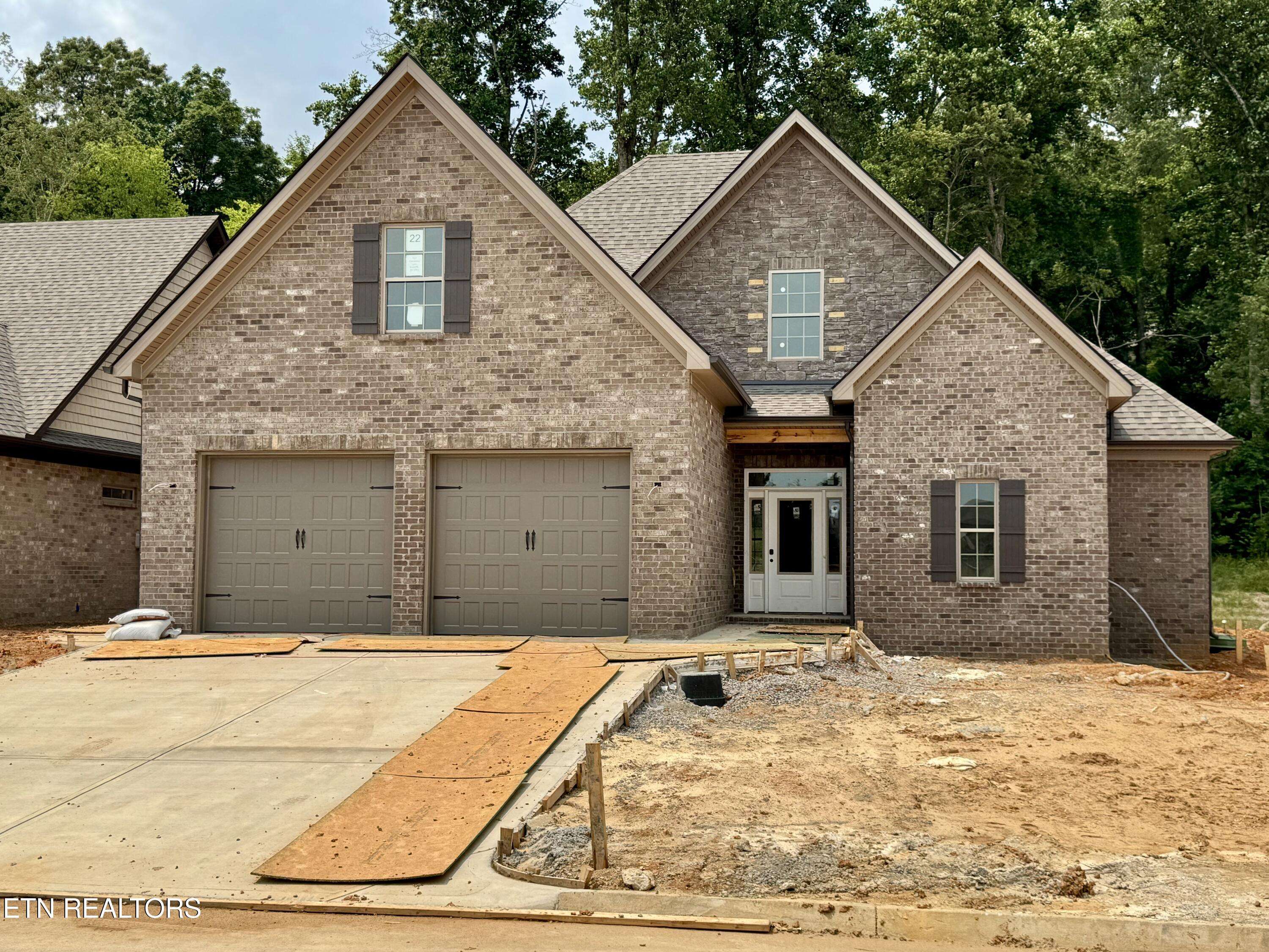 Knoxville, TN 37932,1117 Chardonnay LN