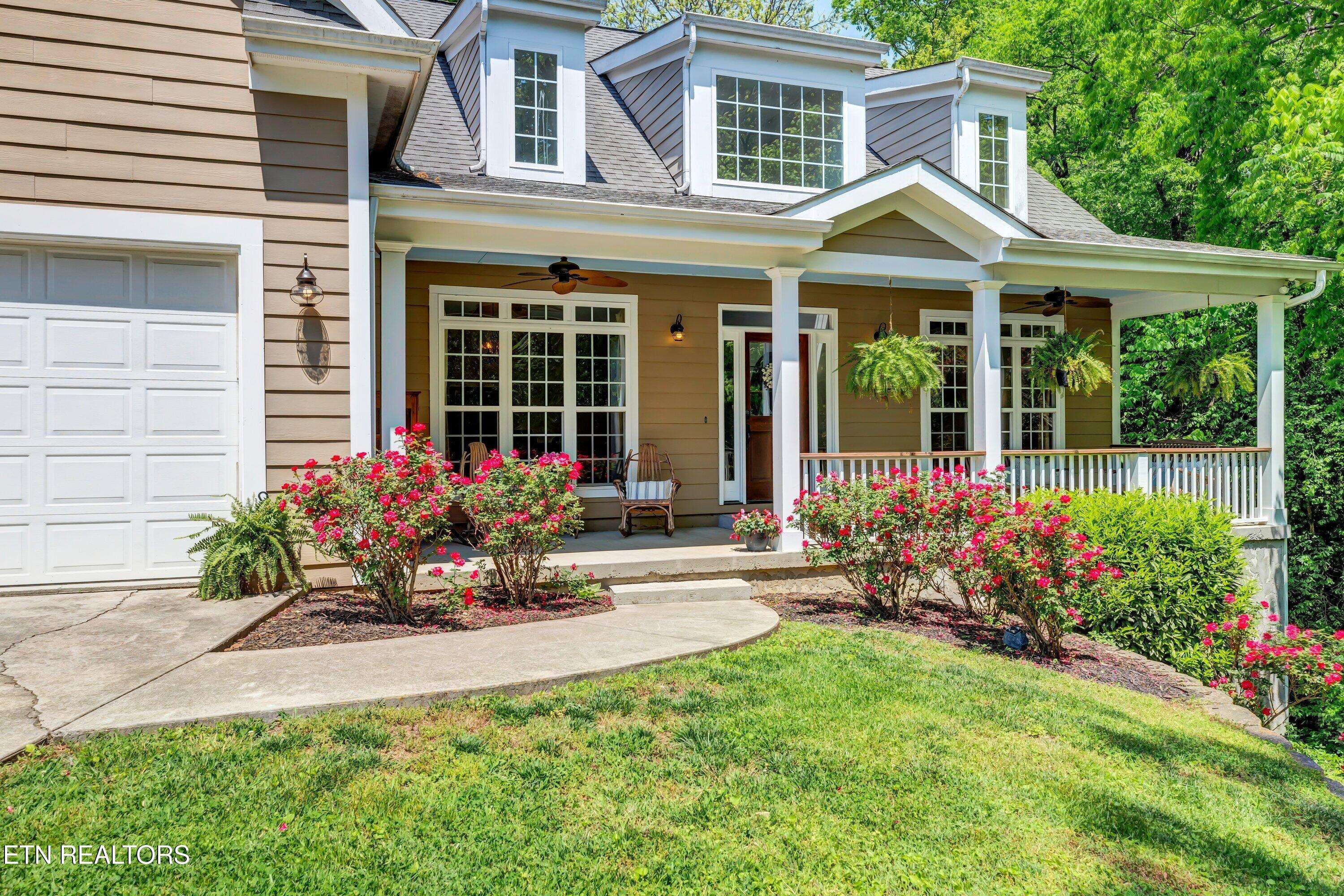 Knoxville, TN 37919,6700 Forest Village Way