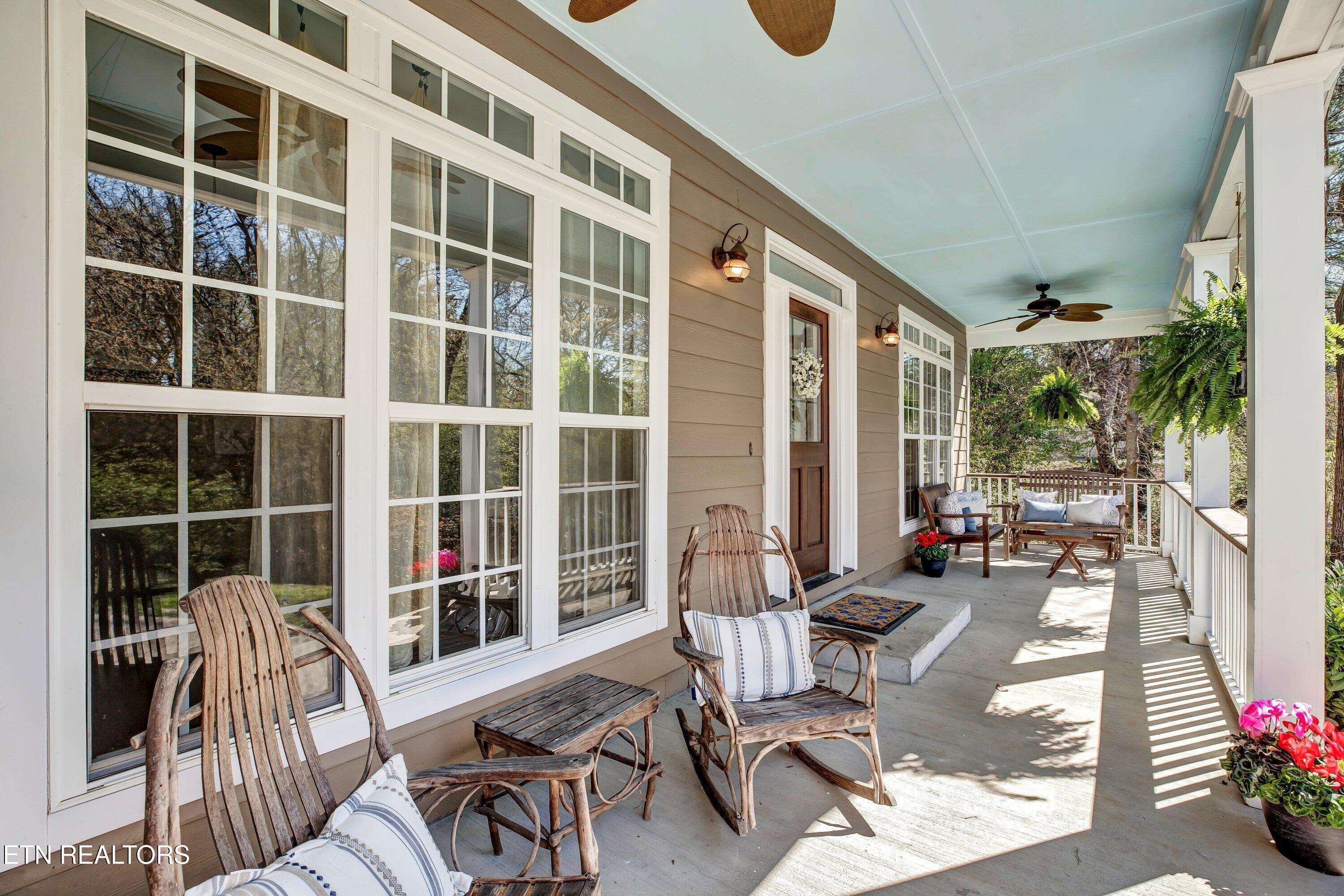 Knoxville, TN 37919,6700 Forest Village Way