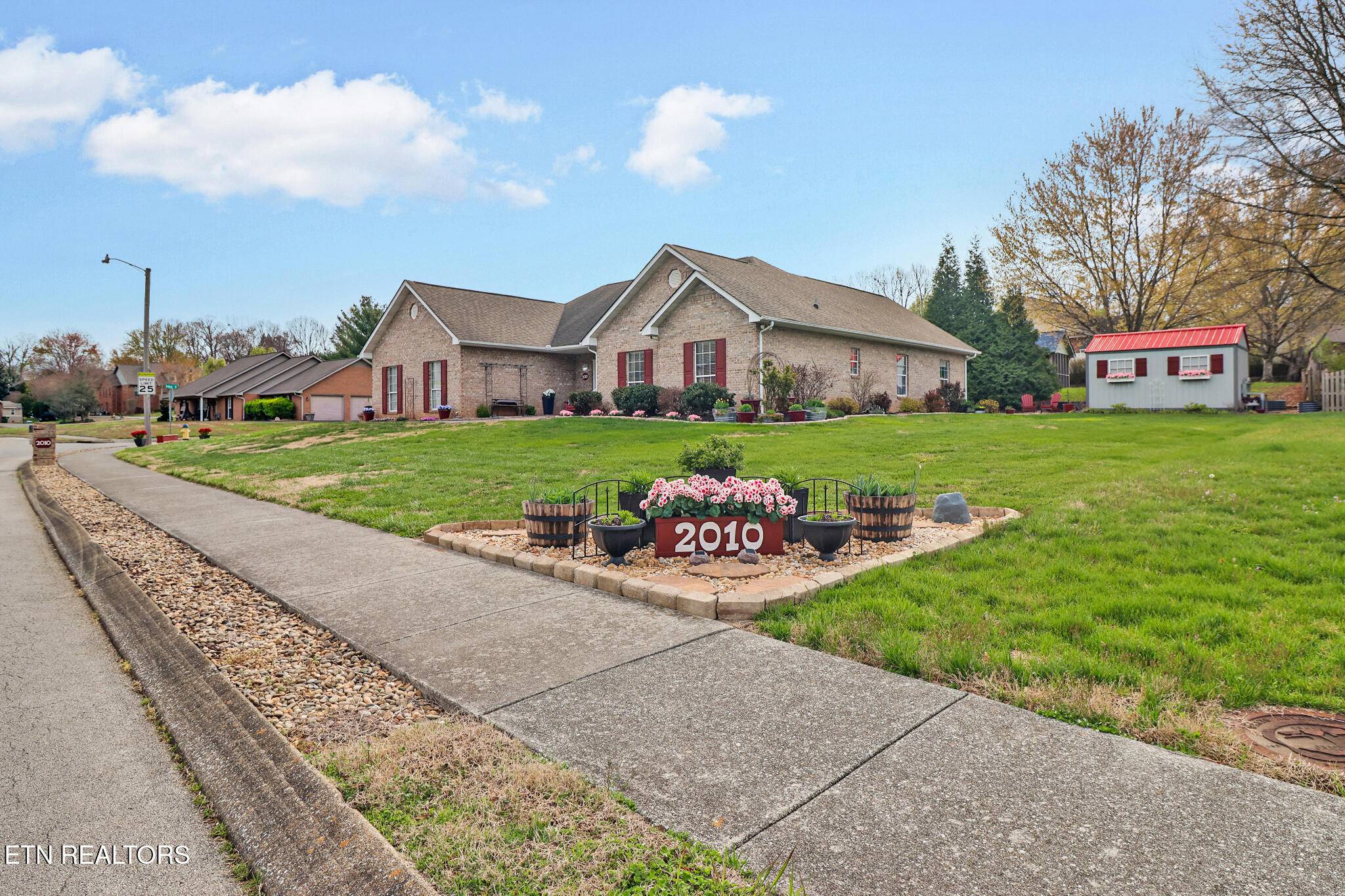 Maryville, TN 37804,2010 Argonne DR