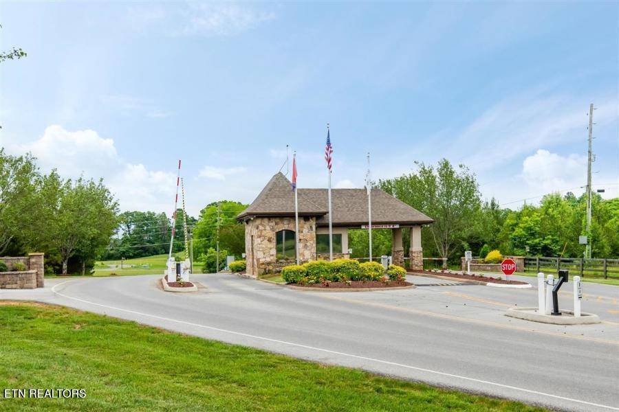 Vonore, TN 37885,380 Cormorant DR