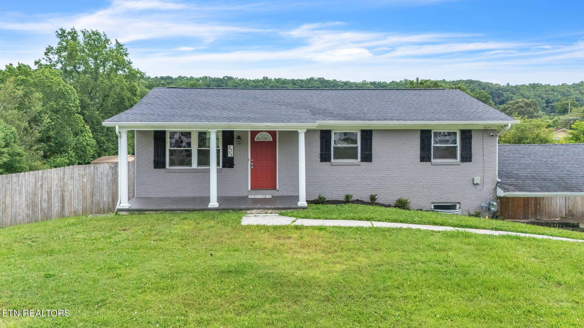 Knoxville, TN 37918,6553 Garwood CIR