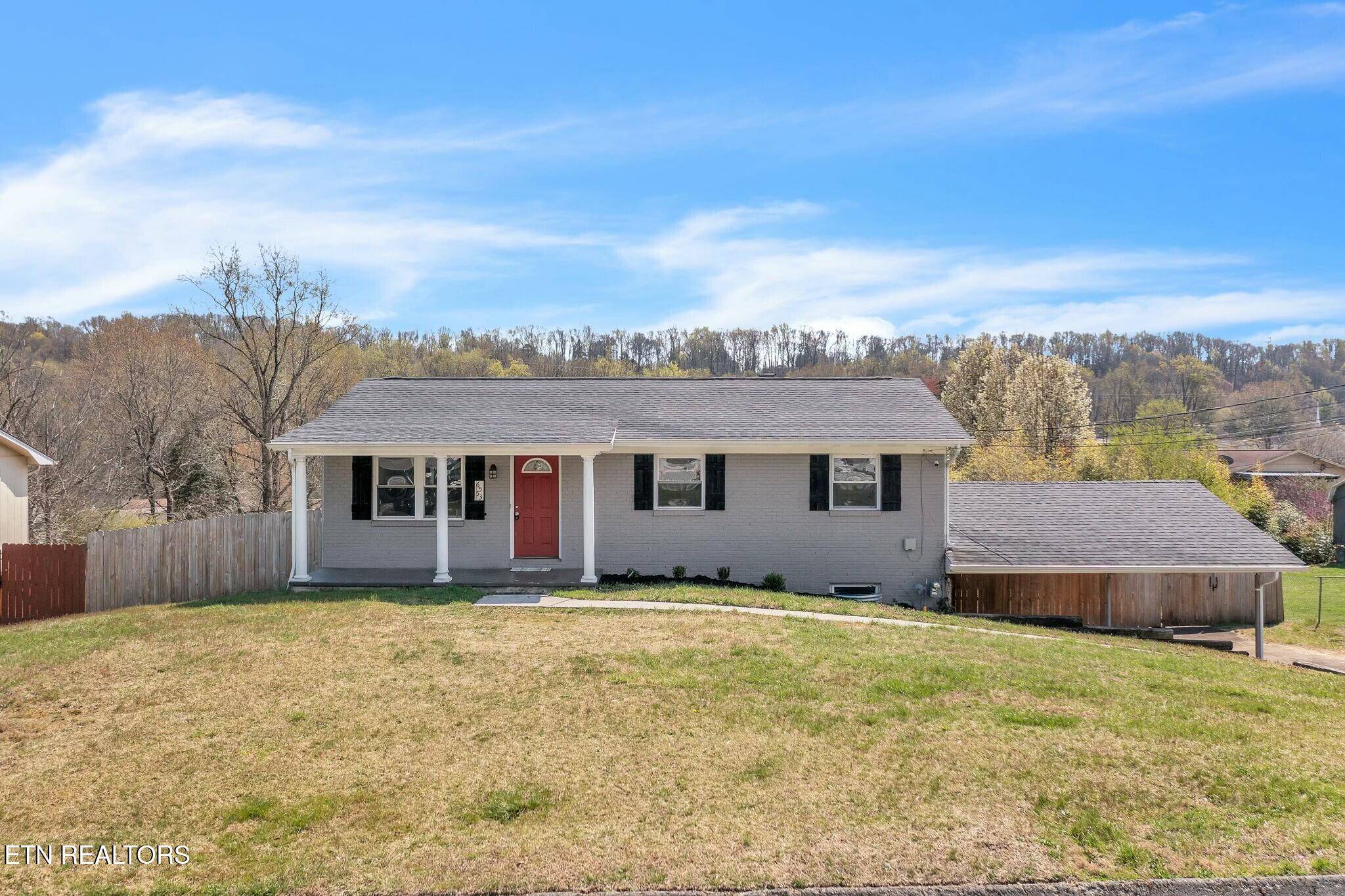 Knoxville, TN 37918,6553 Garwood CIR