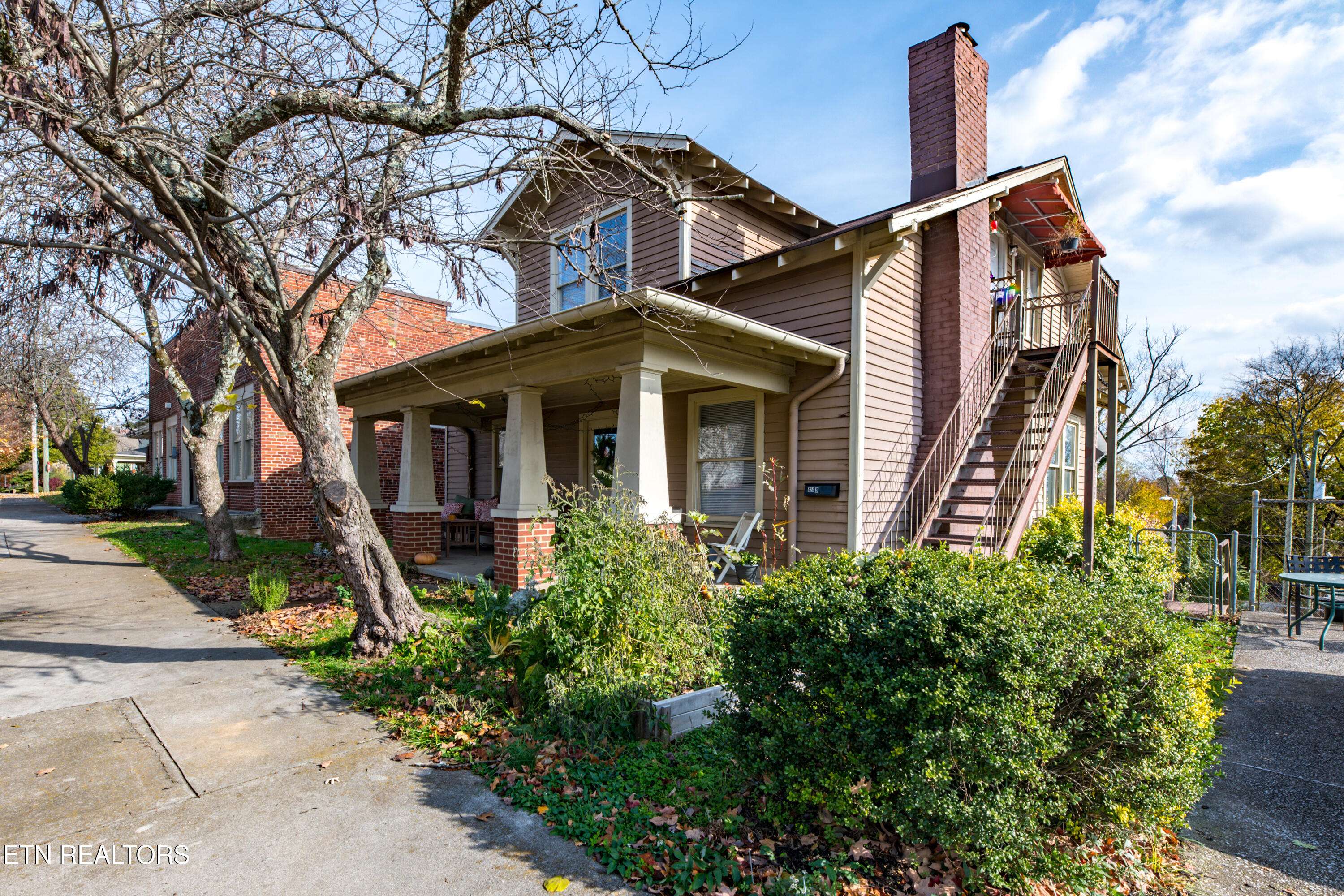 Knoxville, TN 37917,424 Scott Ave
