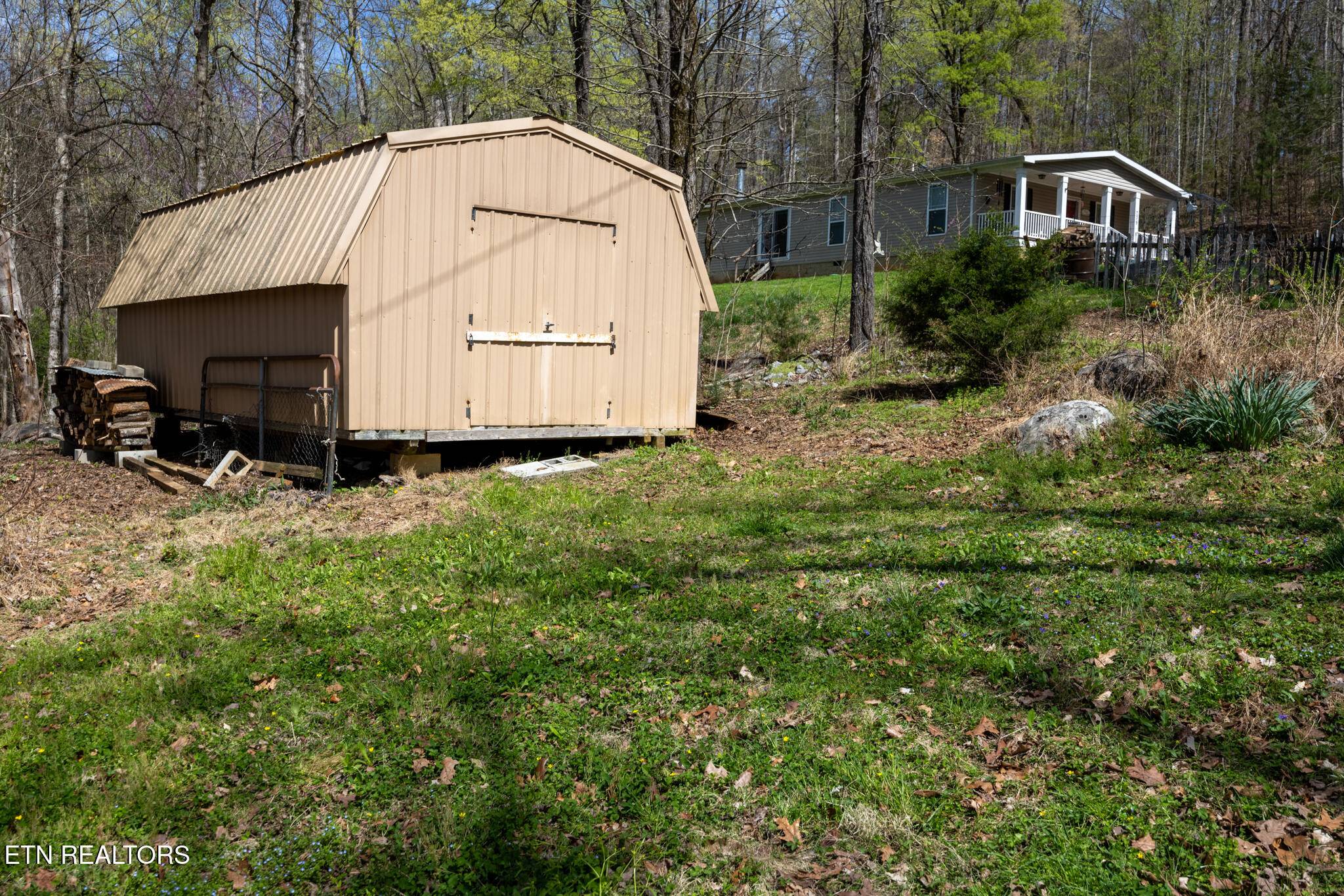 Etowah, TN 37331,735 County Road 783