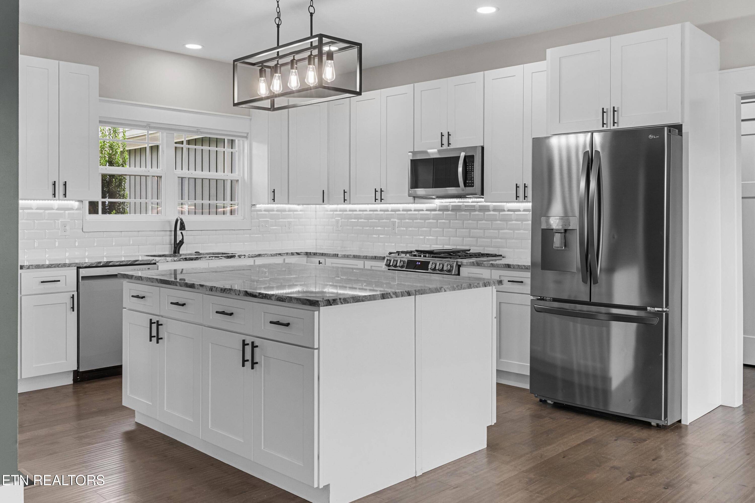 Madisonville, TN 37354,279 Lakeside Meadows CIR